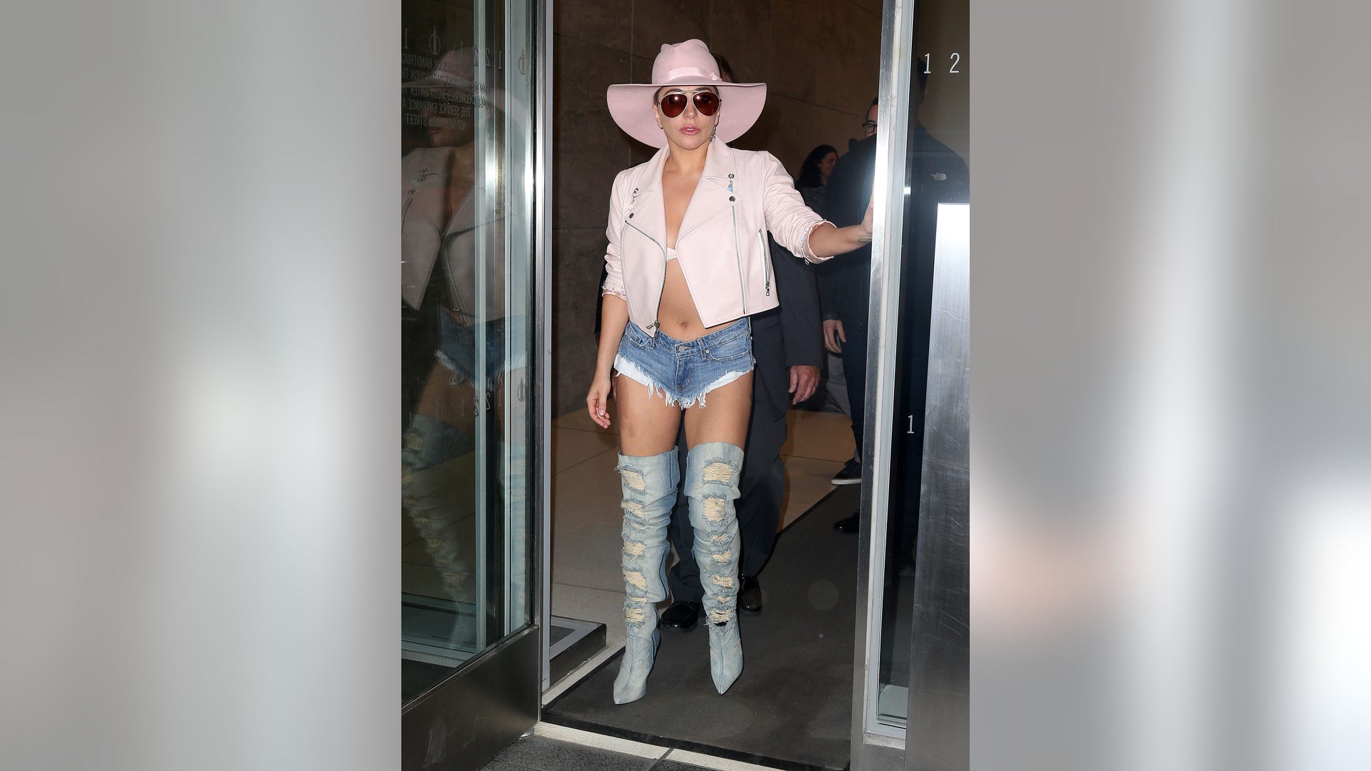 Gaga's cowgirl look