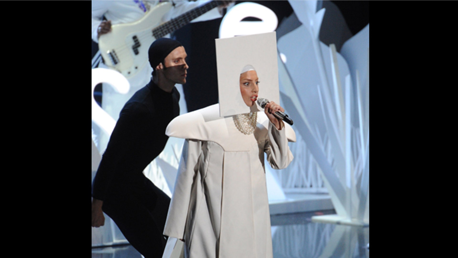 lady_gaga_vmas