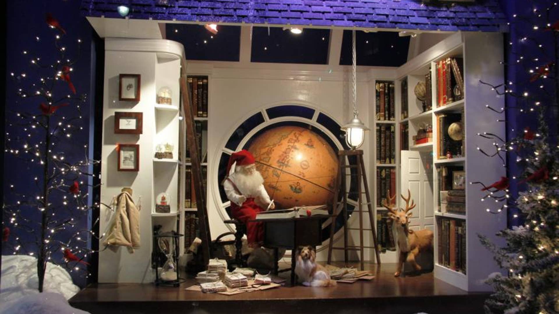 Lord  & Taylor (38th St. & 5th Ave)