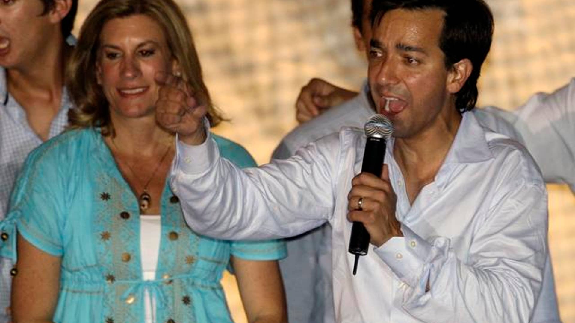 luis_fortuno_luce_vela_2008_11_4_21_8_42