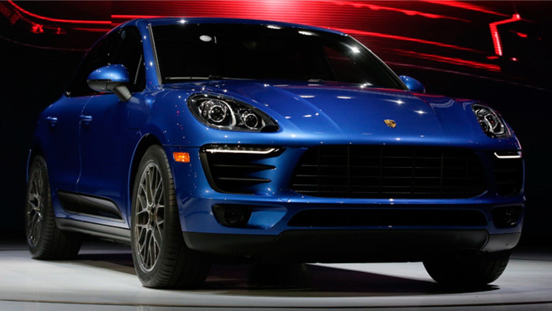 Macan Front