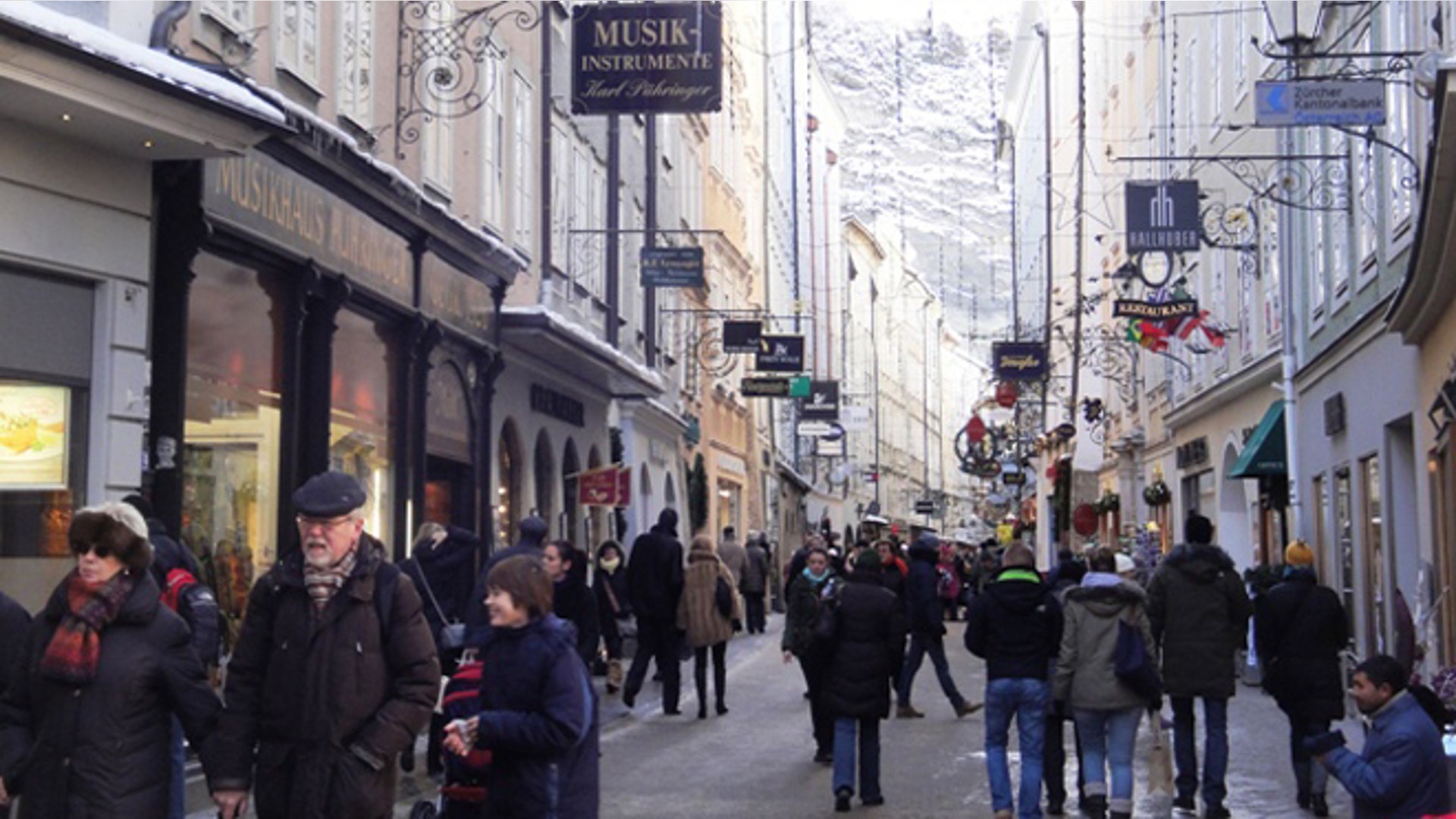 mainSalzburgstreetnearhomeofMozart