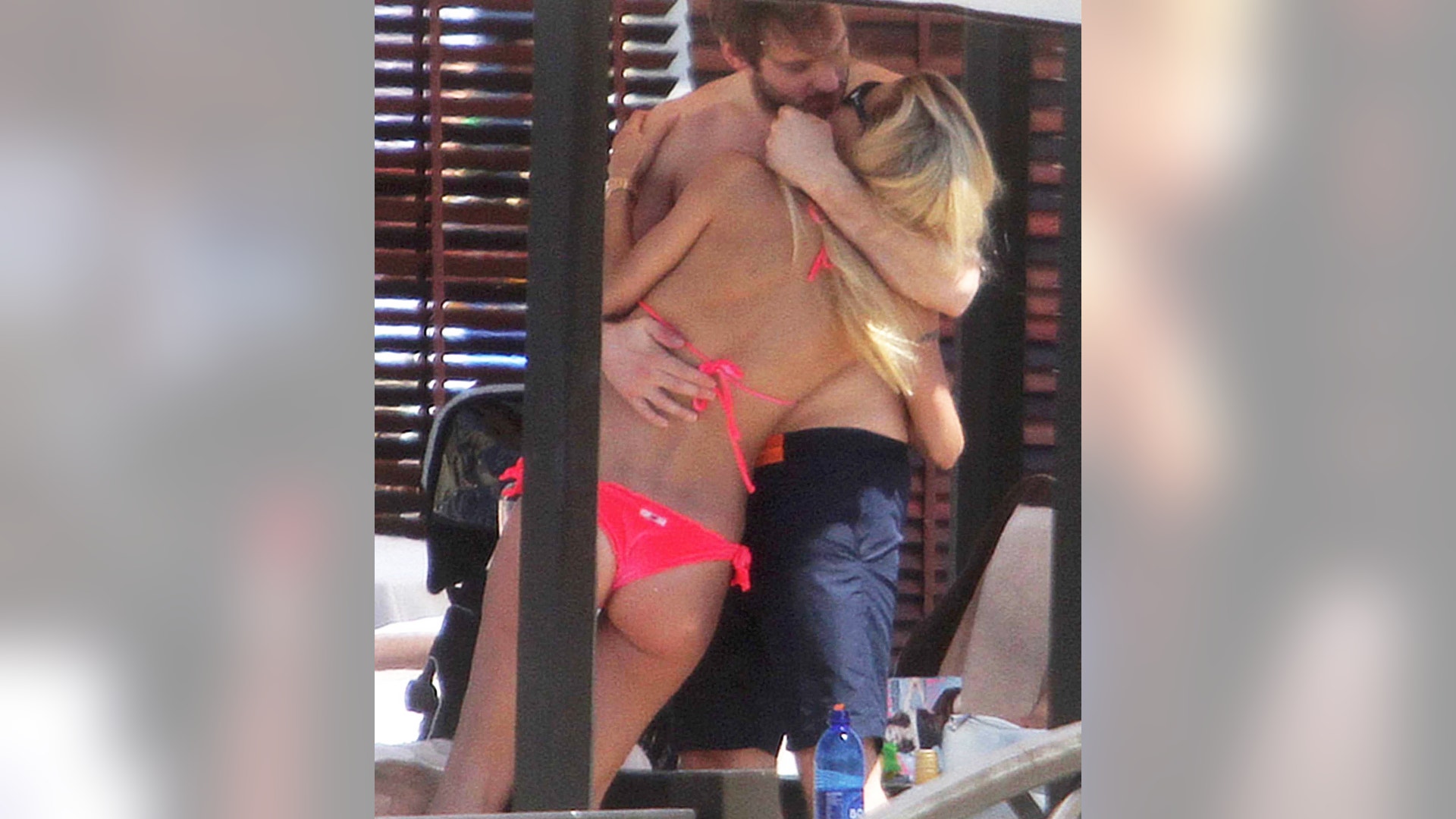 michelle_hunziker_pda