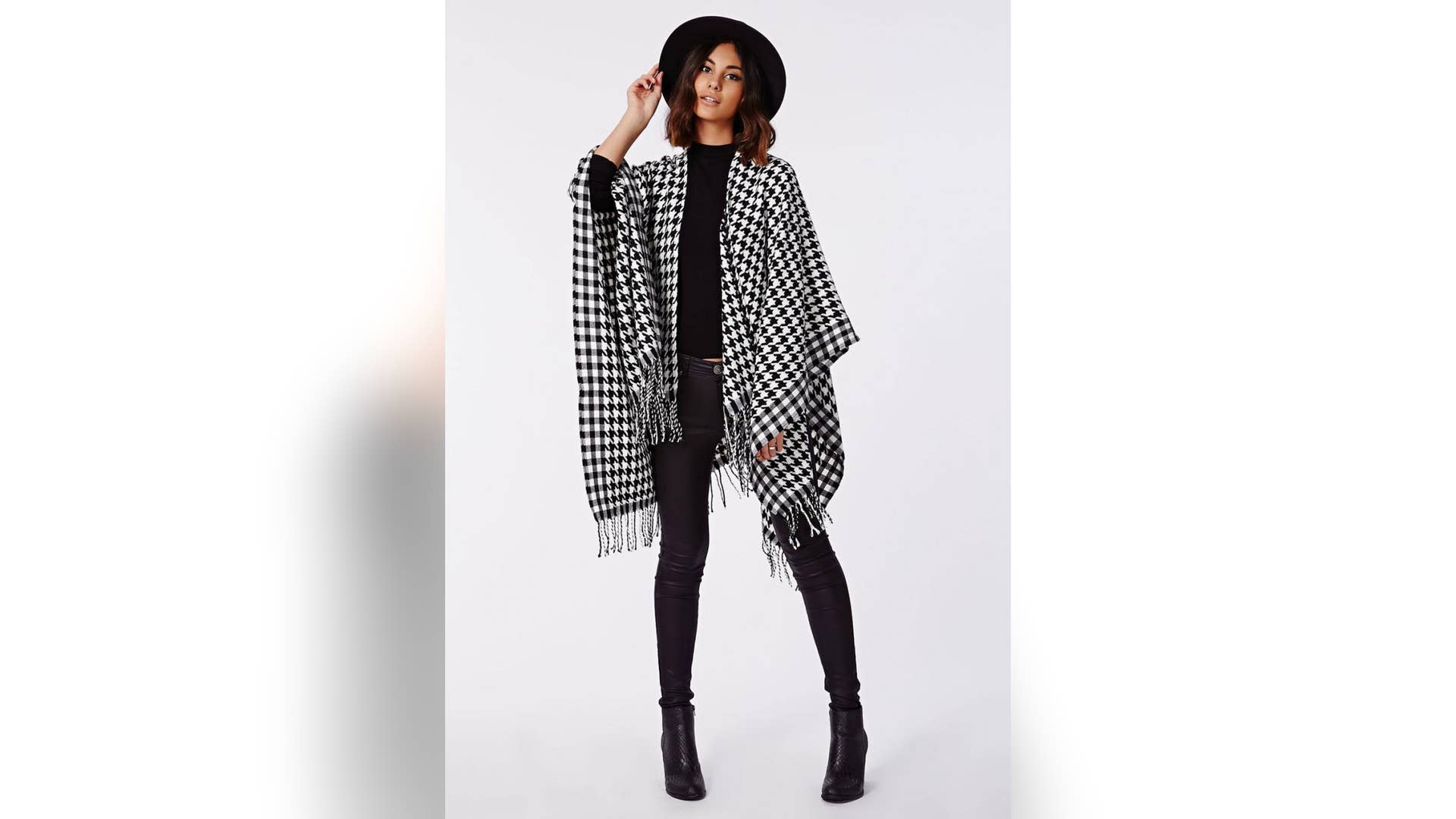 PATTIE CONTRAST DOGTOOTH CHECK BLANKET WRAP MONOCHROME