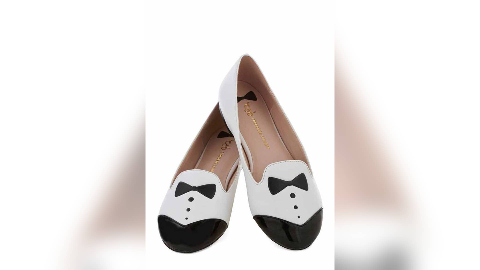 Dash of Dapper Flat in White