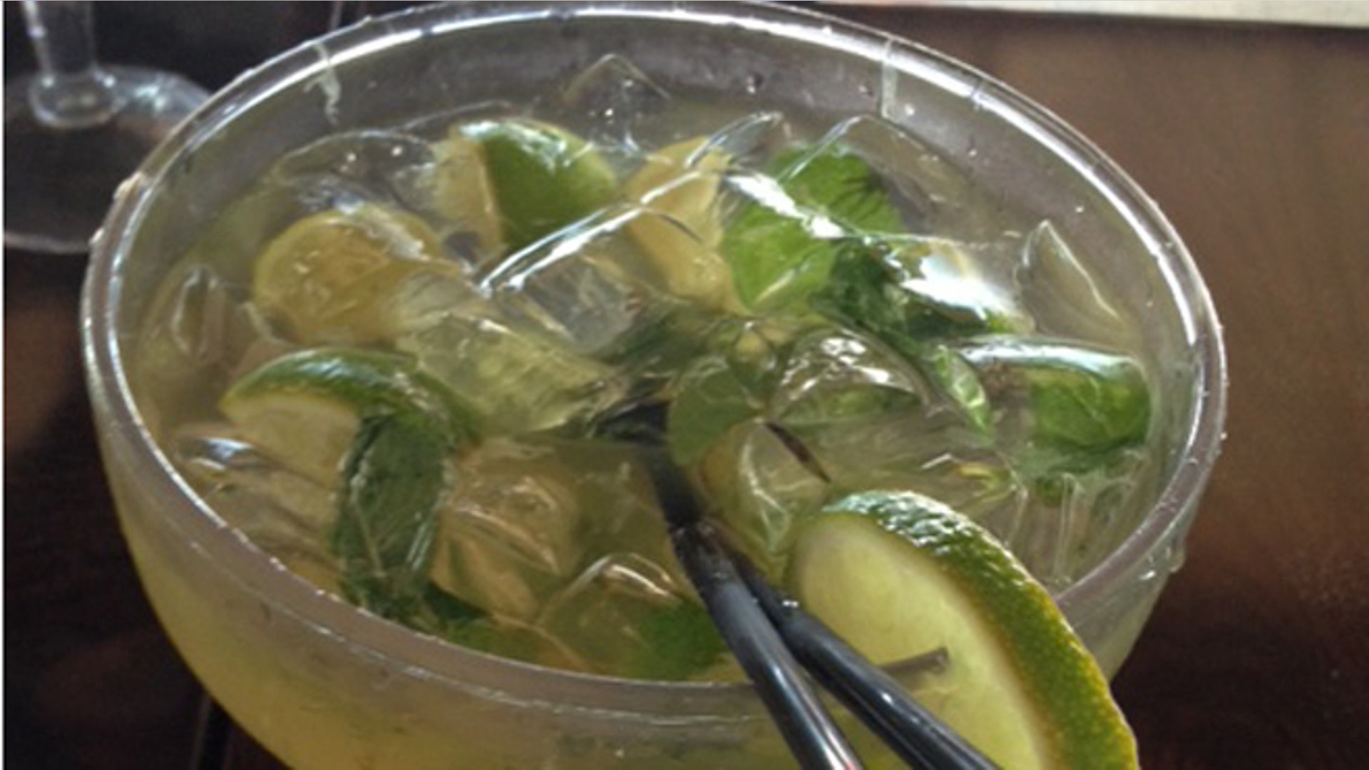 mojito_wars_crop