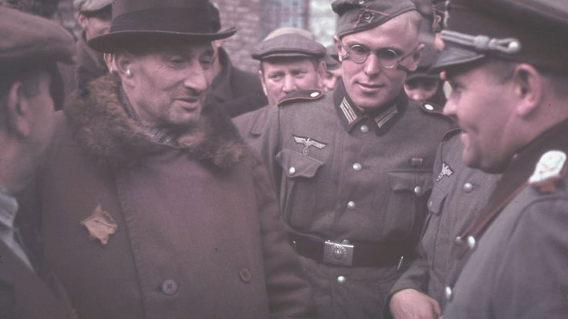 A look through Hugo Jaeger's lens