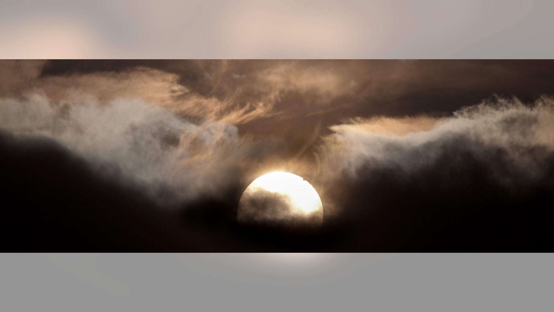 <b>Venus Transit, Foxhunters Grave, Welsh Highlands (UK)</b>