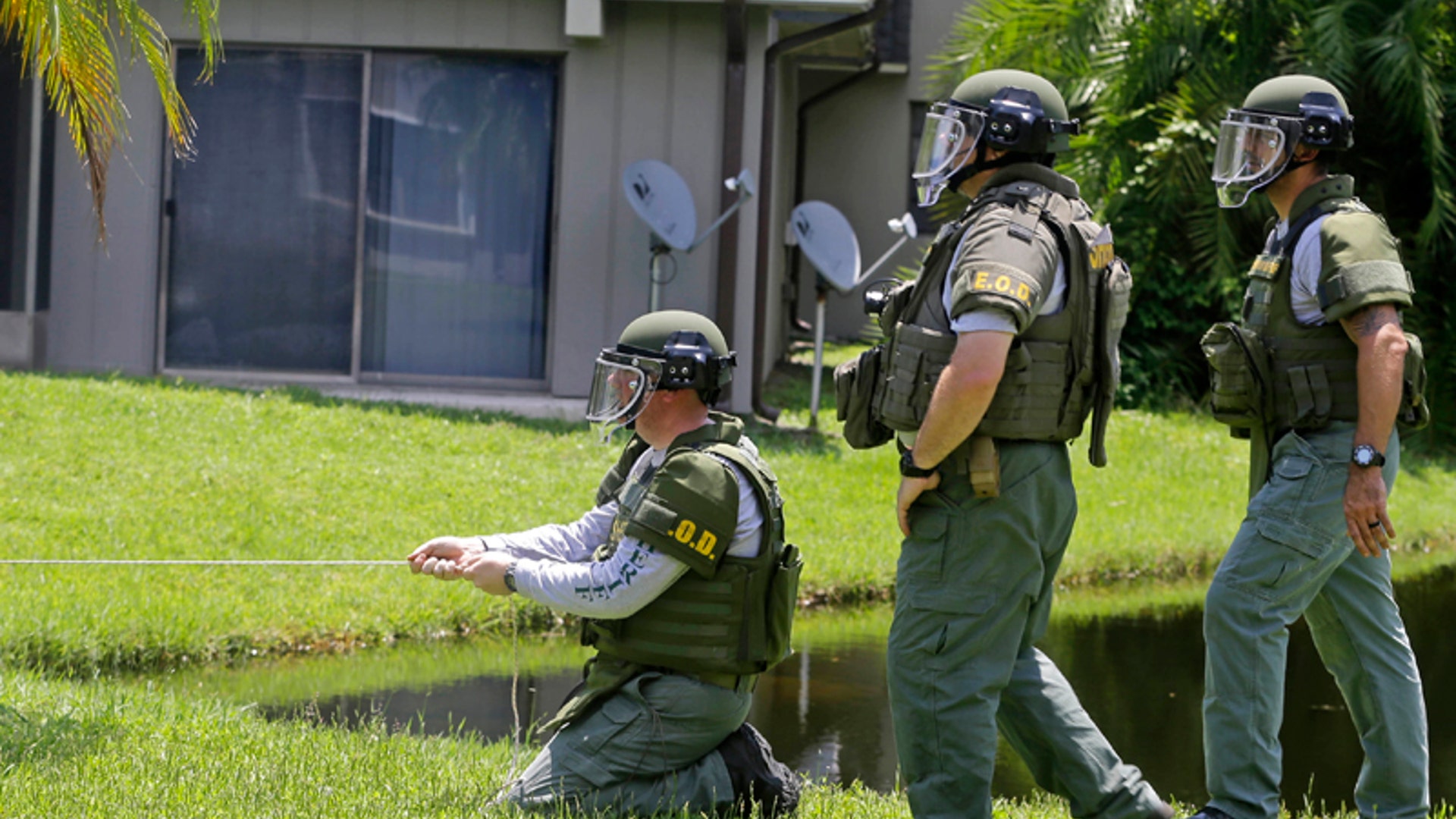 Apartment complex search