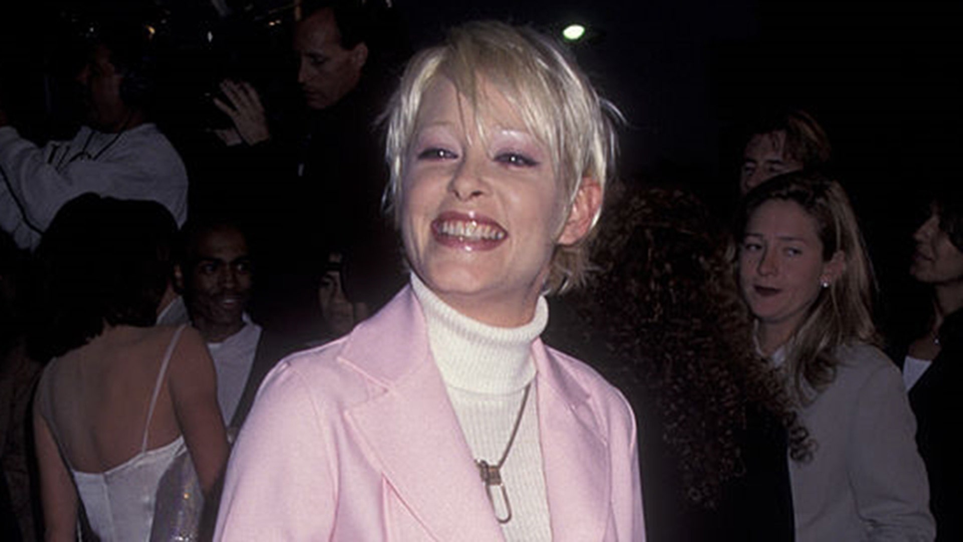 Pamela Gidley’s died “peacefully in her home” in Seabrook. The cause of death was not immediately clear. Gidley began her career modeling and acting in New York City before moving to Los Angeles, where she stayed for most of her adult life. She got her big break in 1986, when she starred in “Thrashin” with Josh Brolin and Sherilyn Fenn. She later starred in “Twin Peaks: Fire Walk With Me” in 1992, playing Teresa Banks.