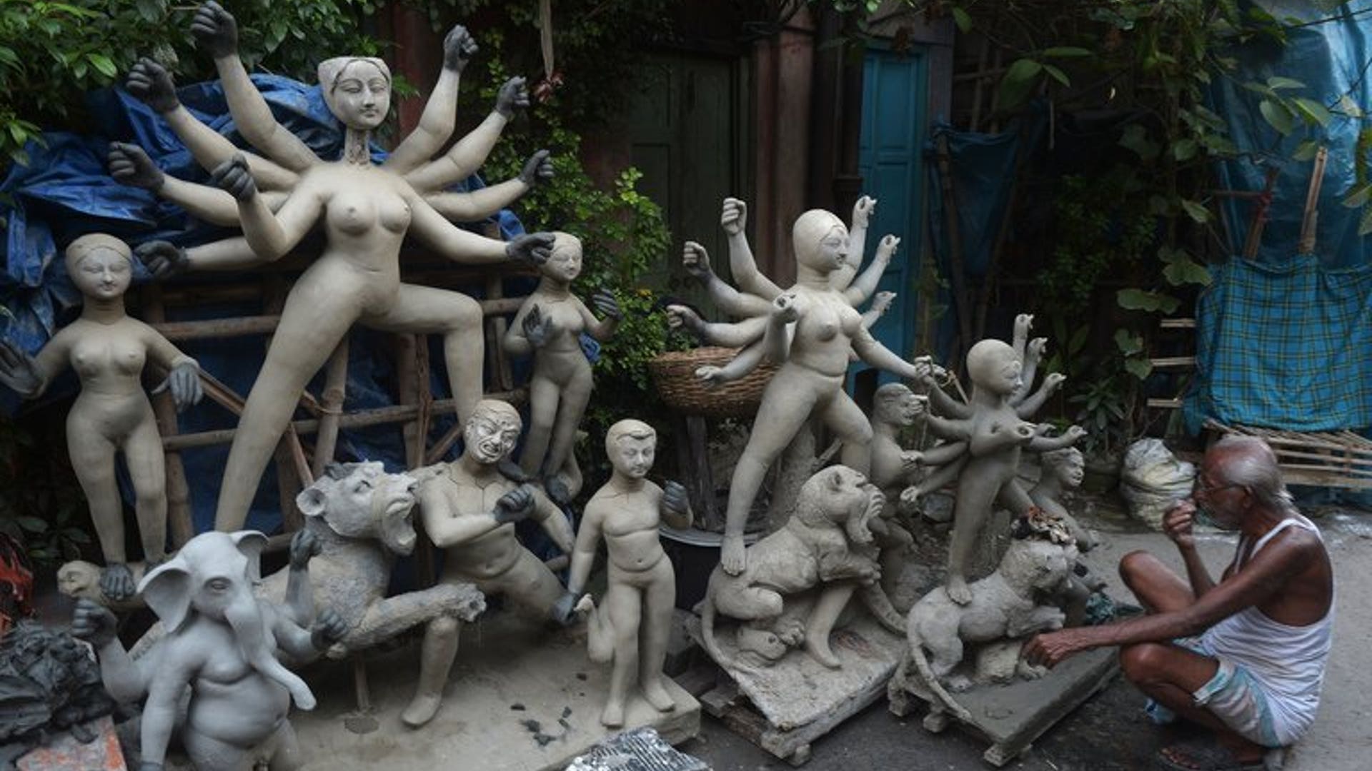 Crafting idols