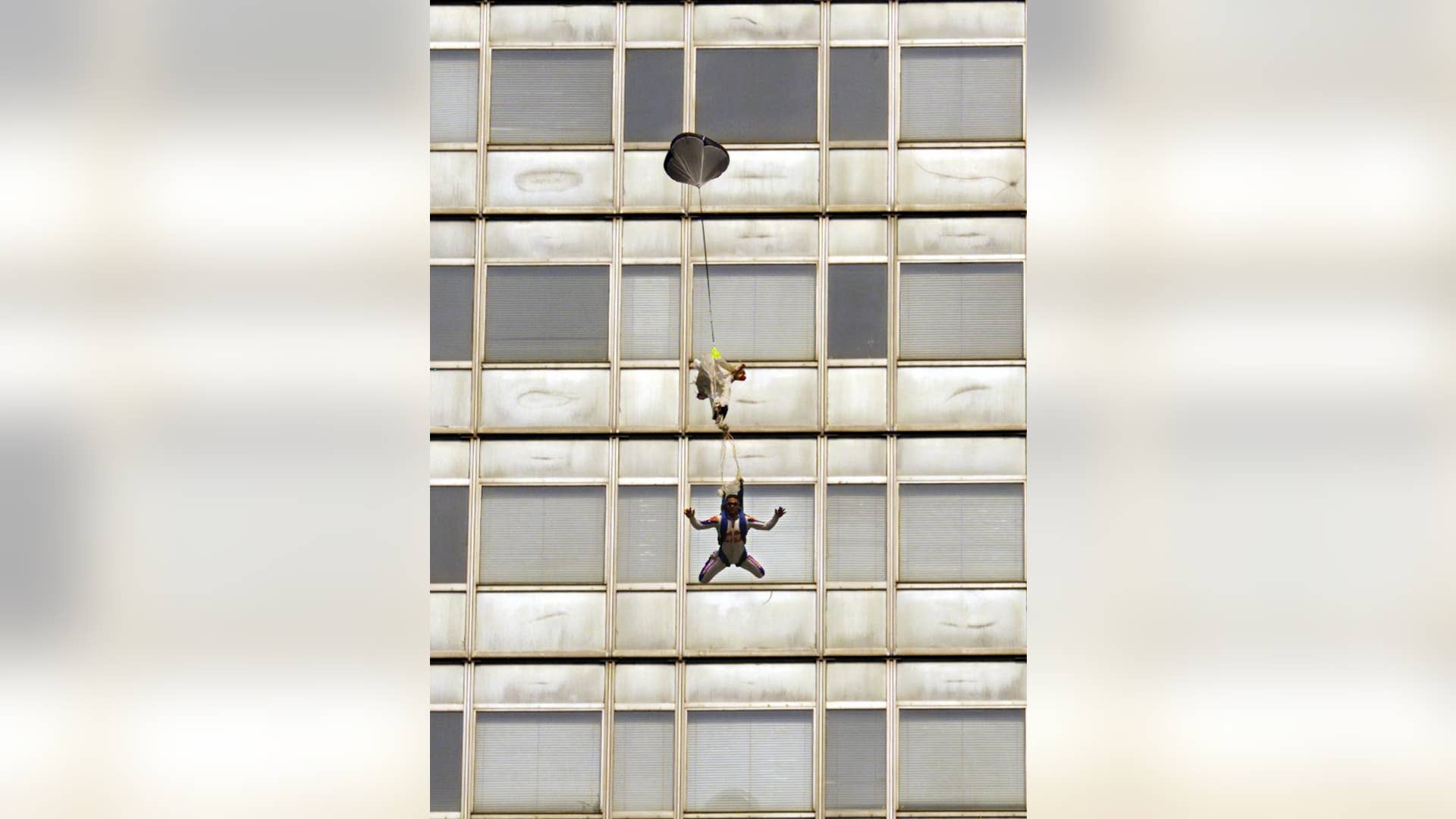 Pirelli Skyscraper Jump