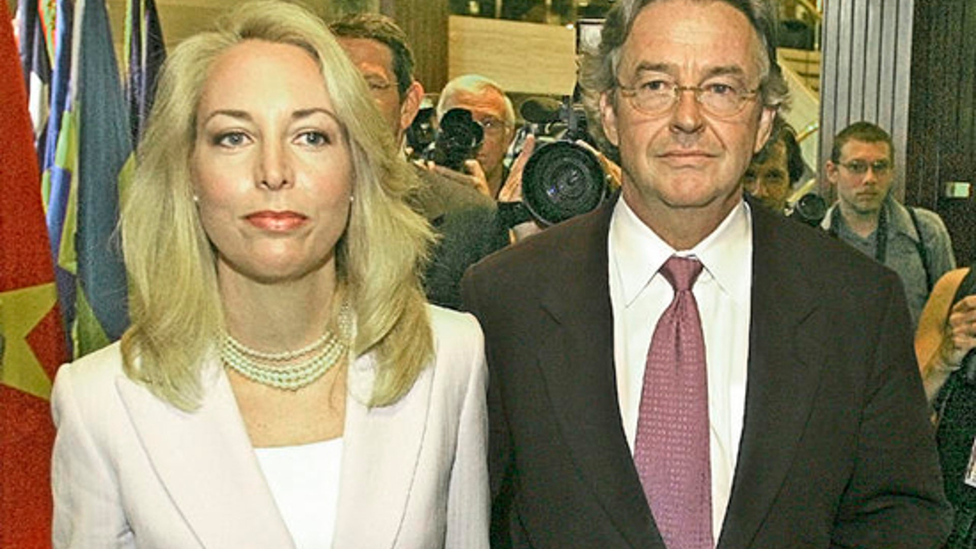 Worst-Kept Secret of the Decade -- Valerie Plame's identity