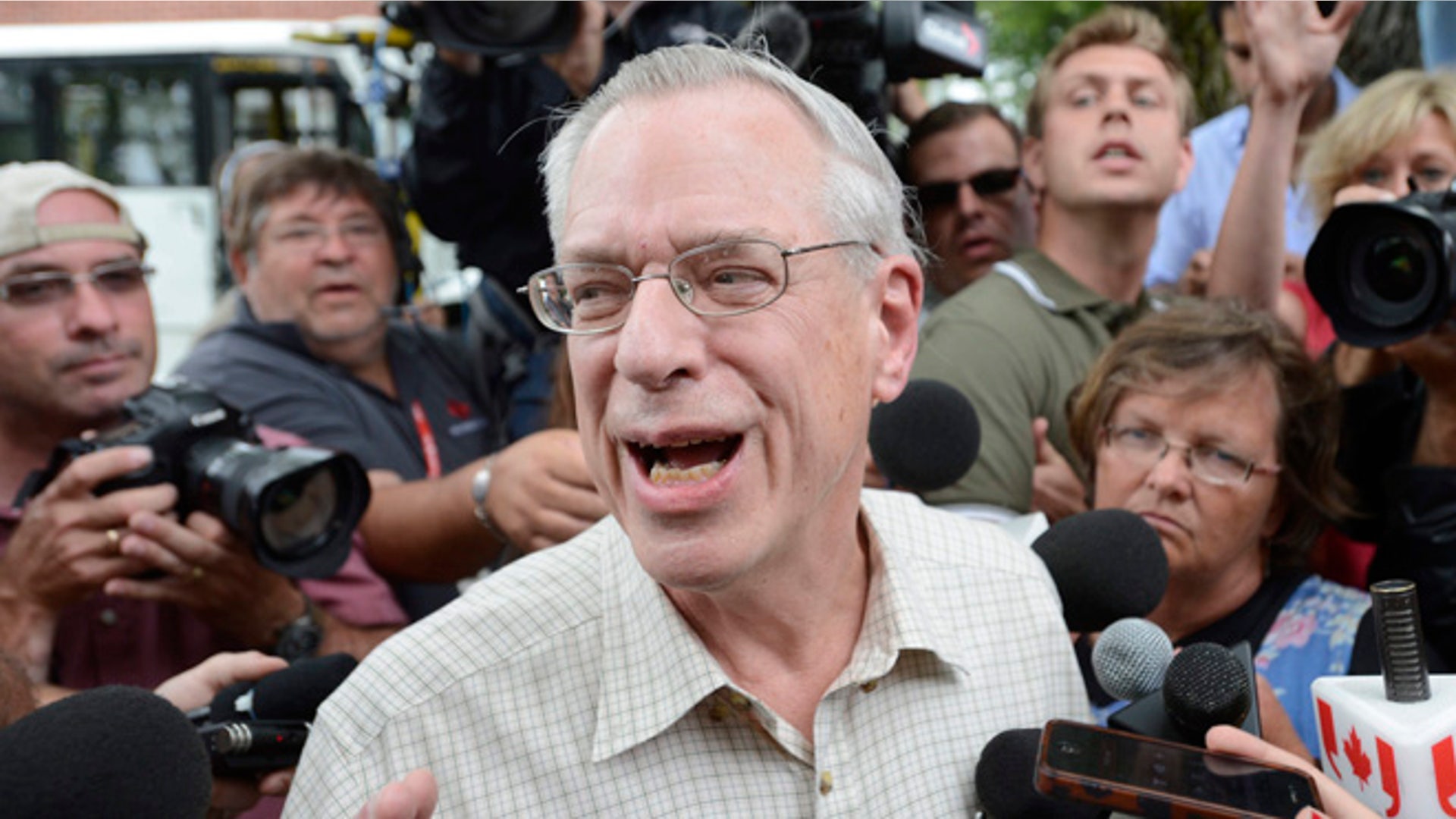 quebec_crash_slideshow1