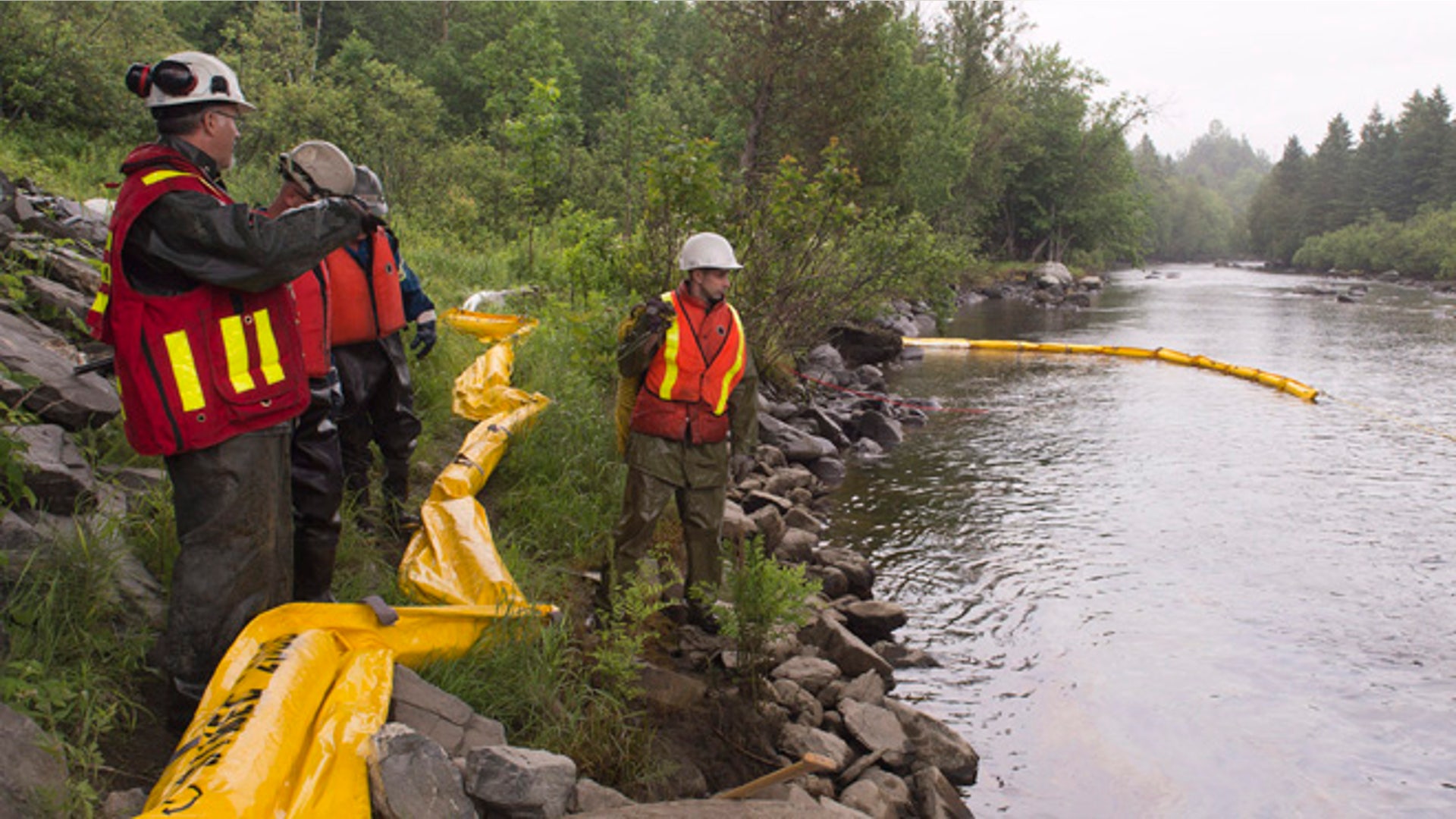 quebec_crash_slideshow3