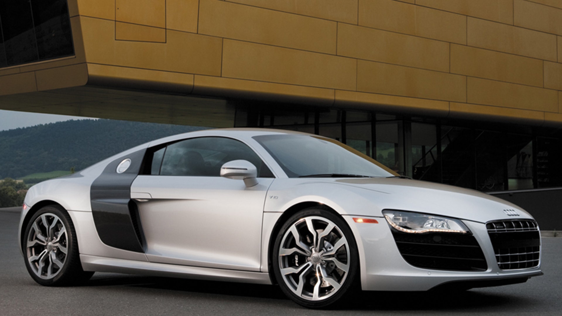 Audi R8 V10