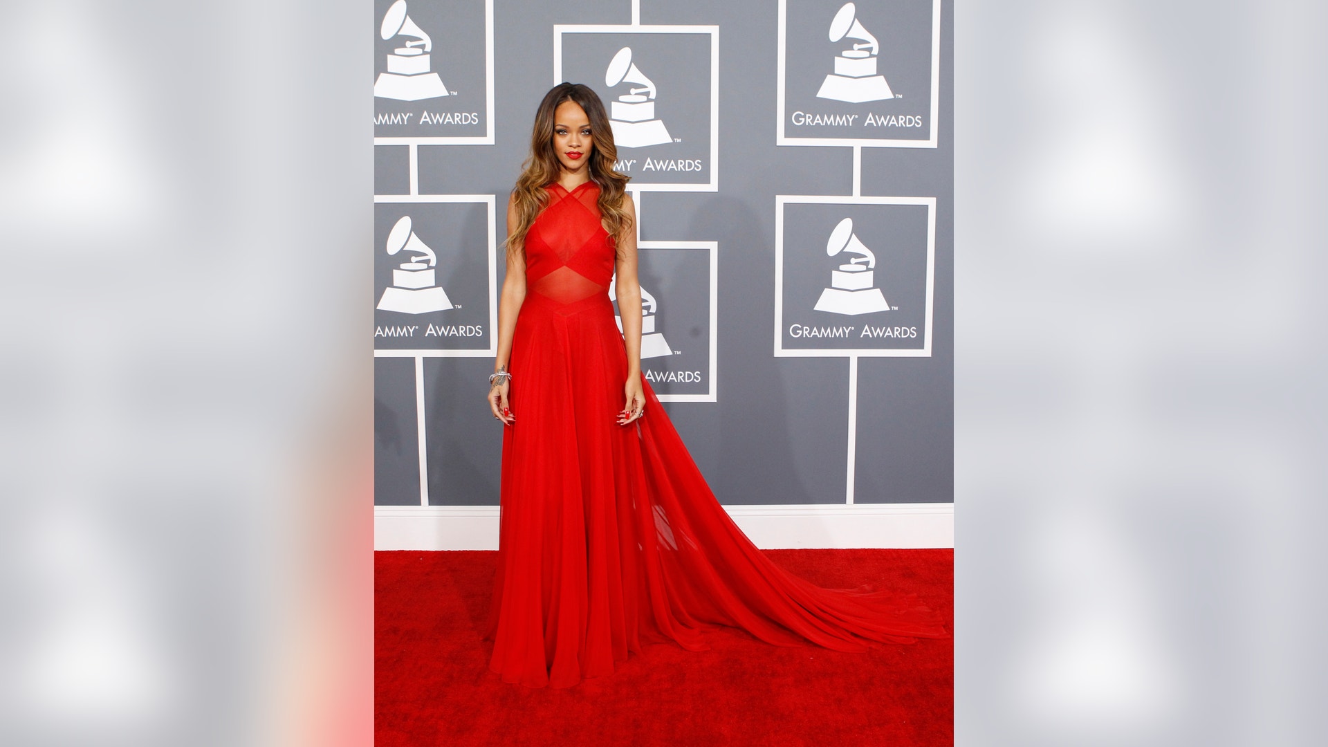rihanna_grammys_reuters