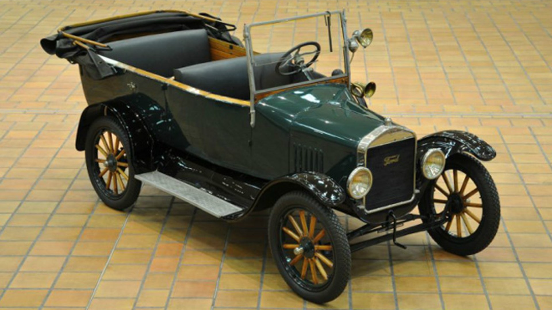 1924 Ford Model T Torpedo