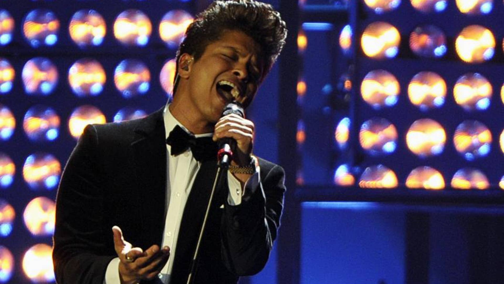Bruno Mars to Serenade Kate During Birth