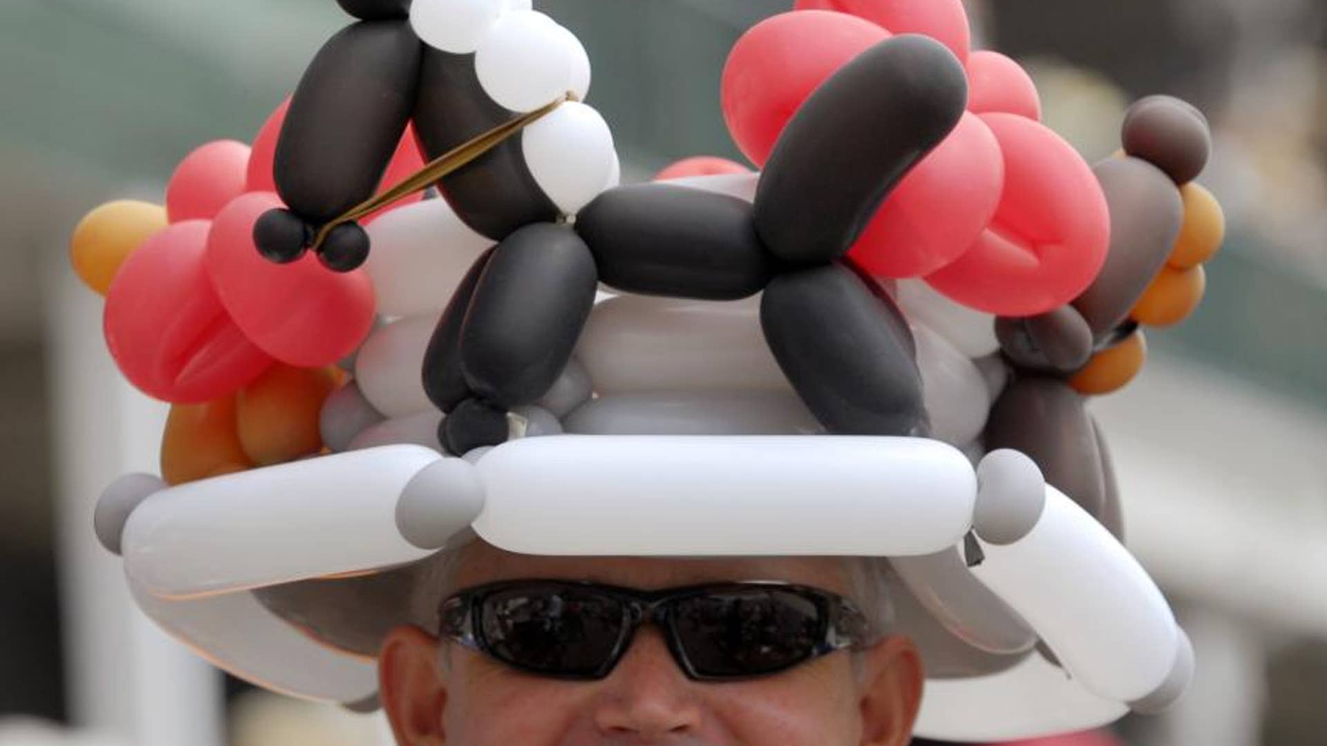 Balloon horse hat at Kentucky Derby