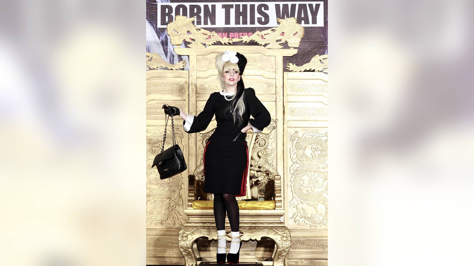 Posing during a news conference in Taipei