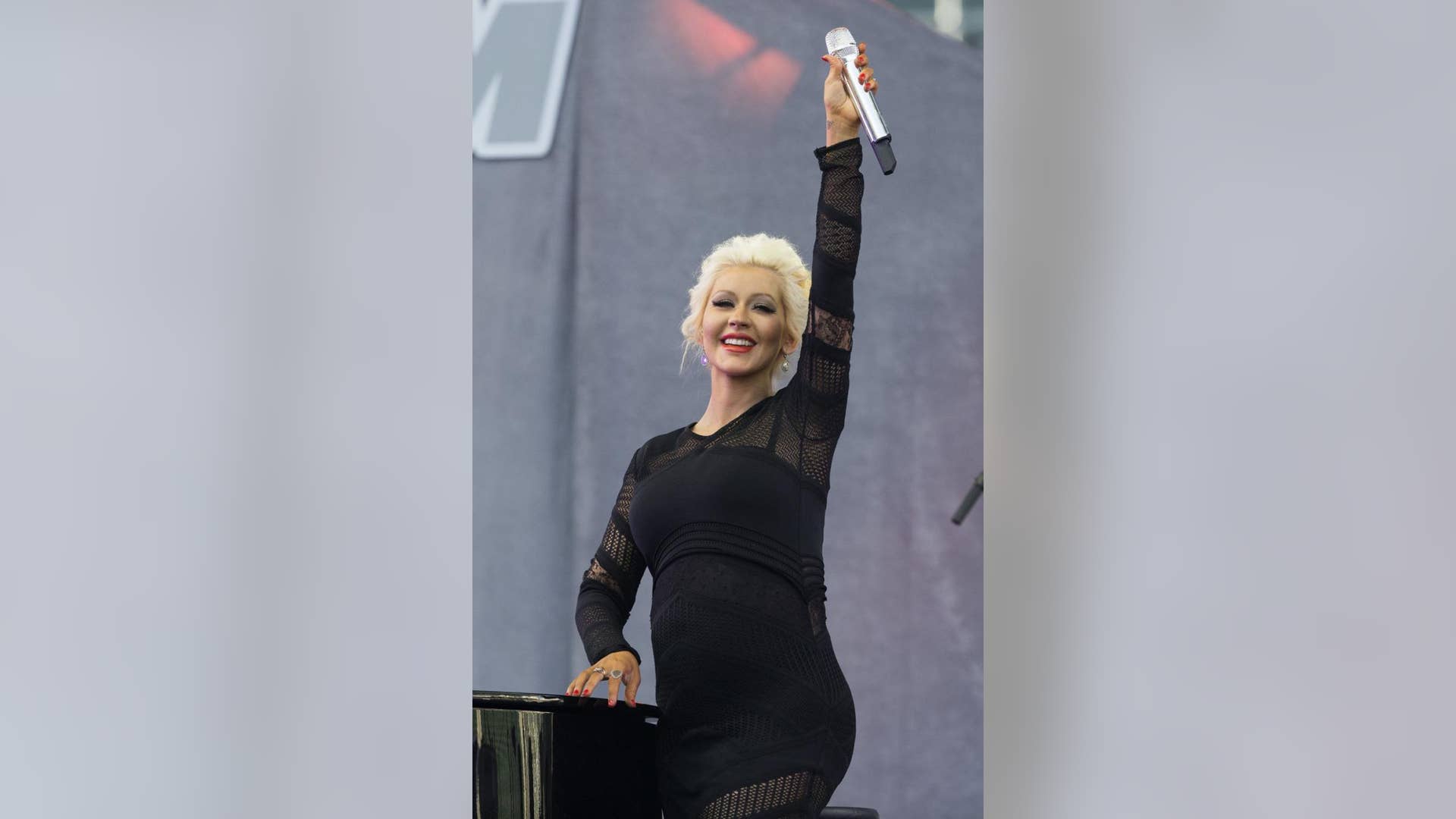 Greeting the Audience