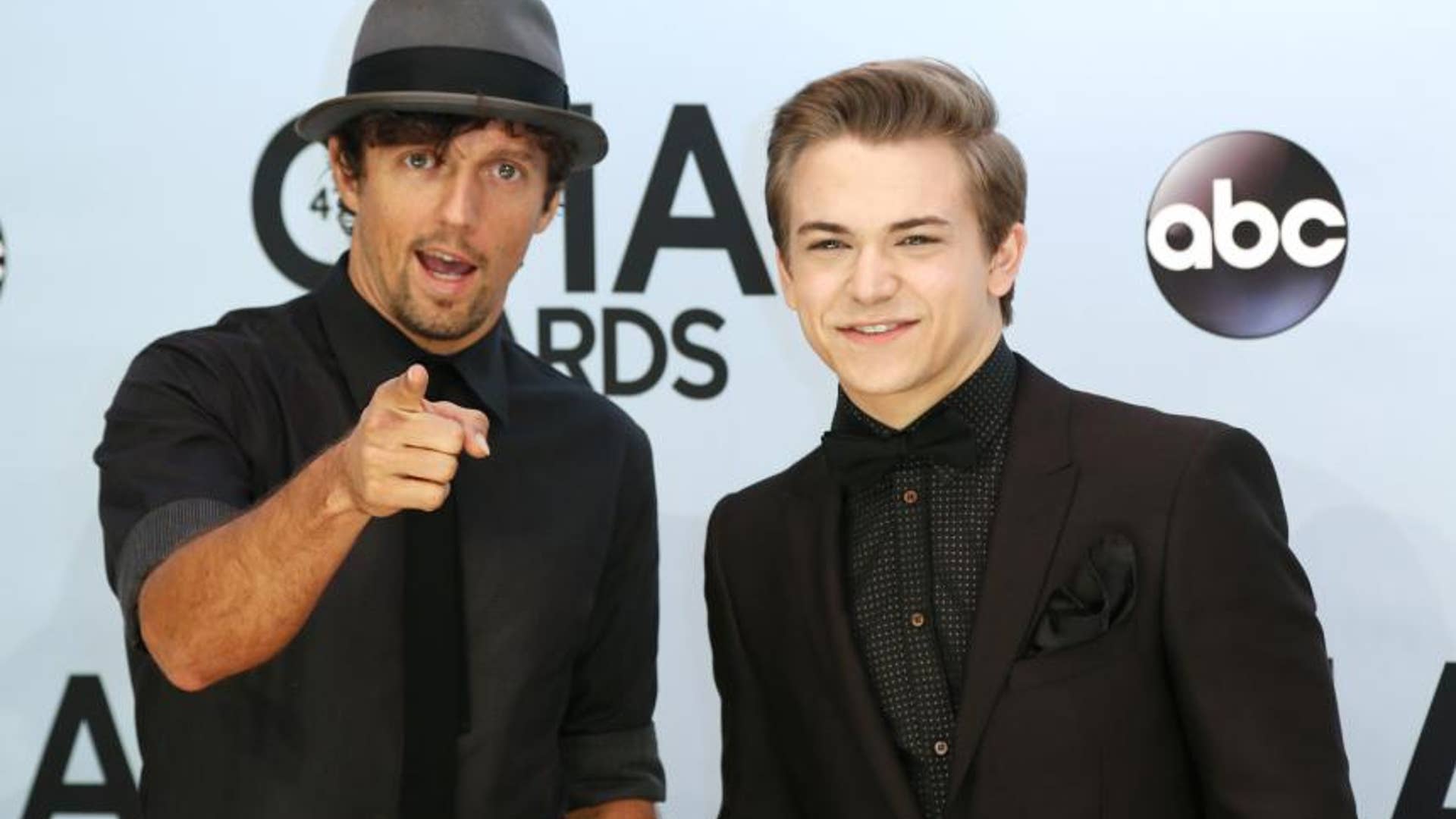 Jason Mraz Forgets the Words