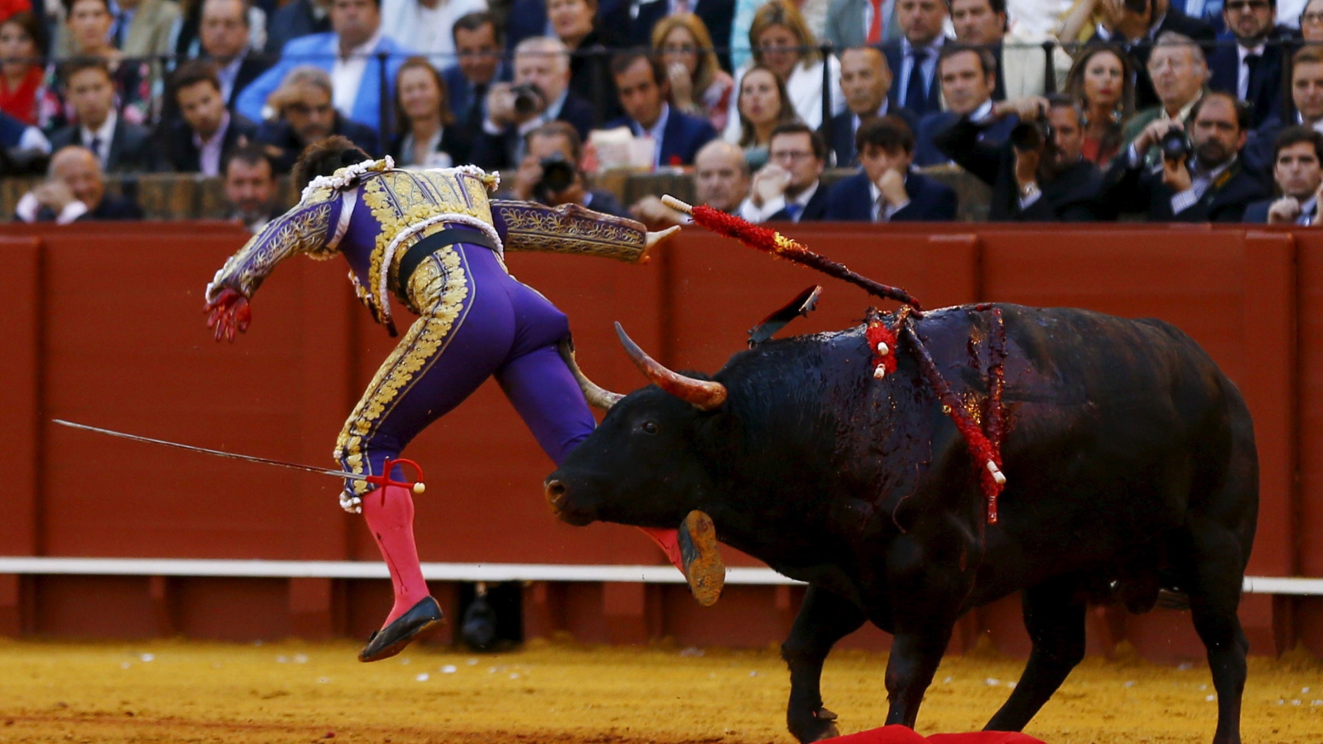 Spanish matador Julian Lopez 