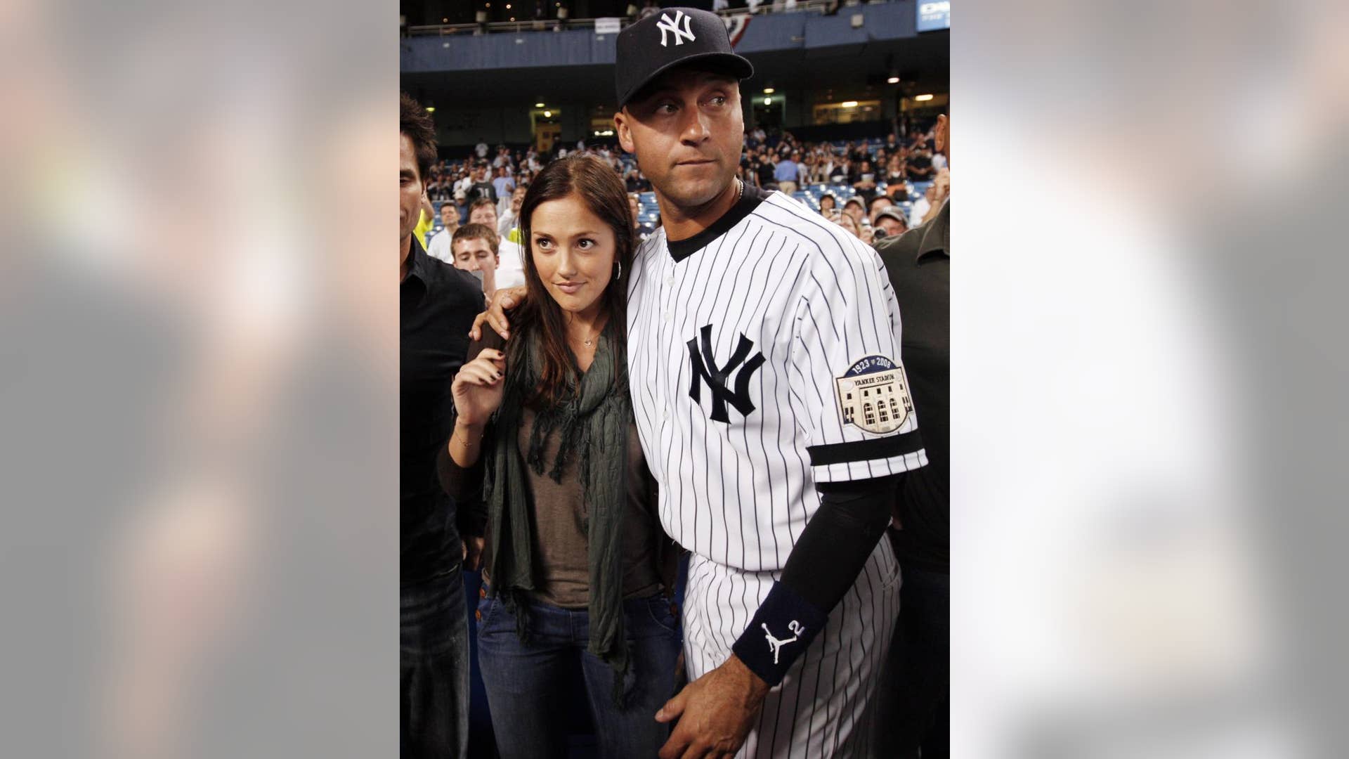 Minka Kelly and Derek Jeter