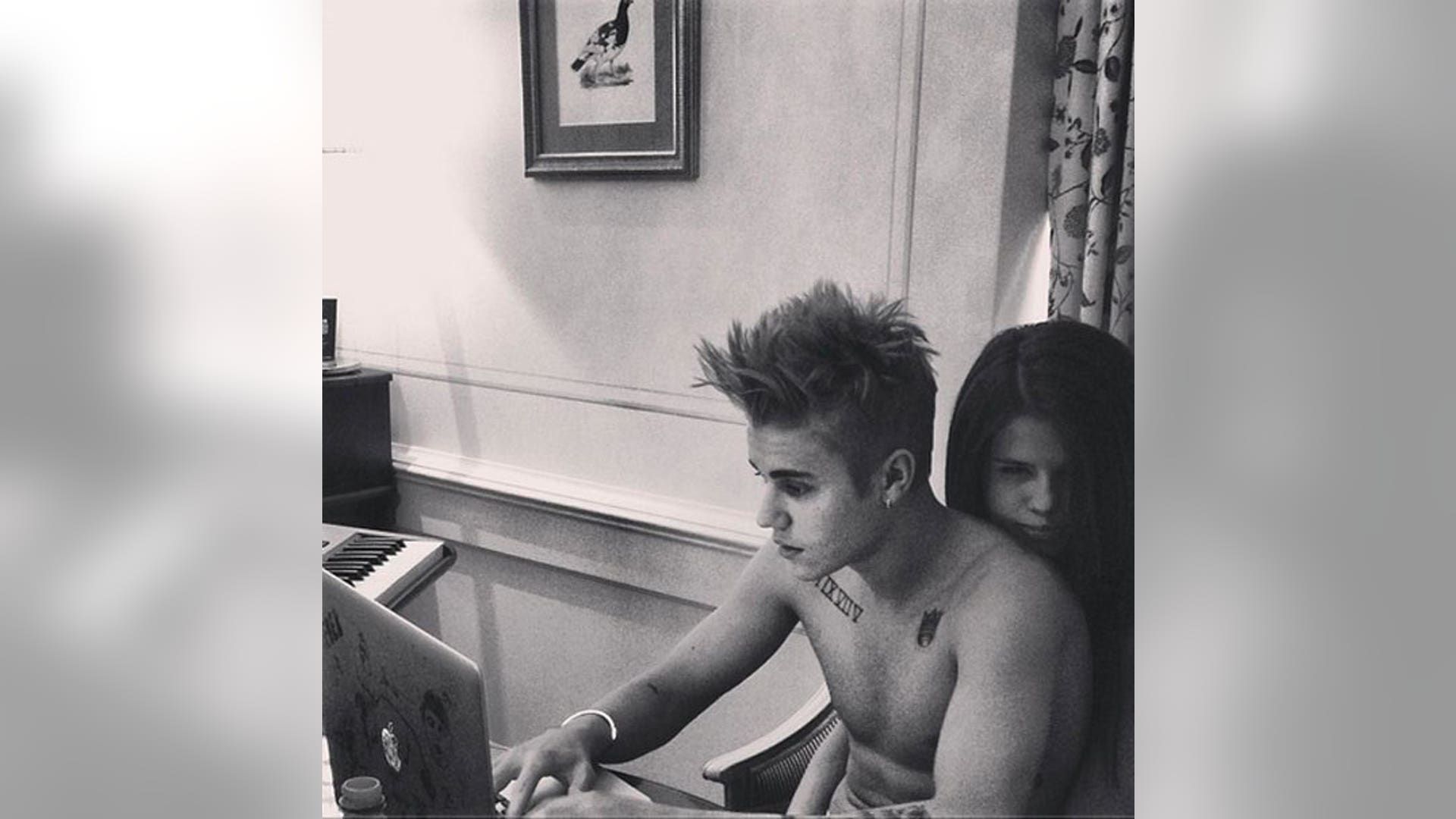 selena_gomez_justin_bieber_together_ftr1