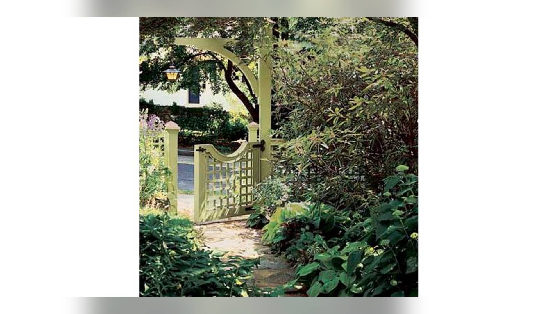 Create an Intimate Entry Garden