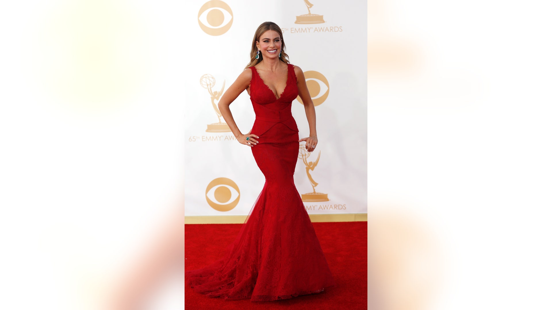 Sofia Vergara: 130 pounds