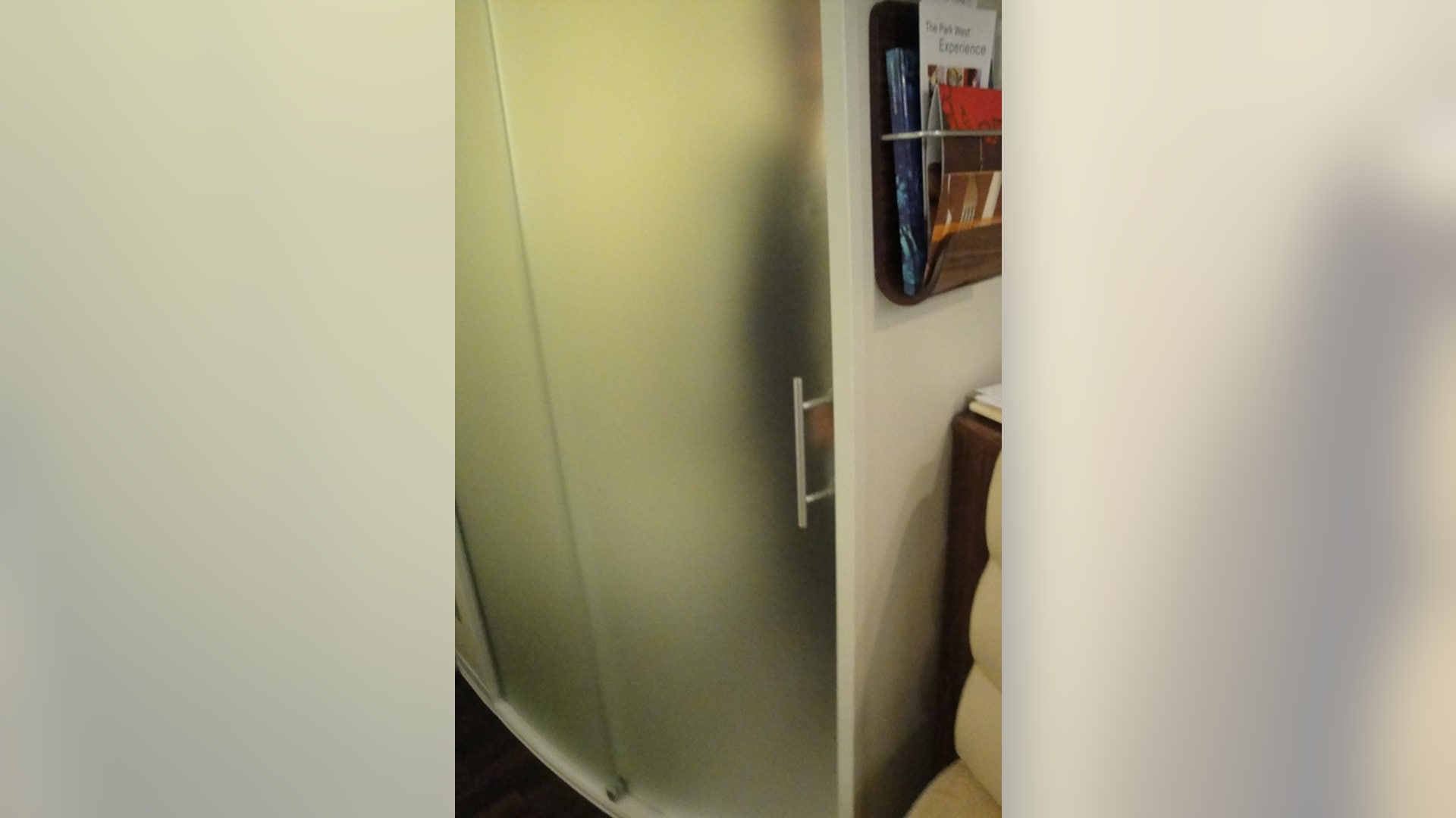 stateroom_toilet