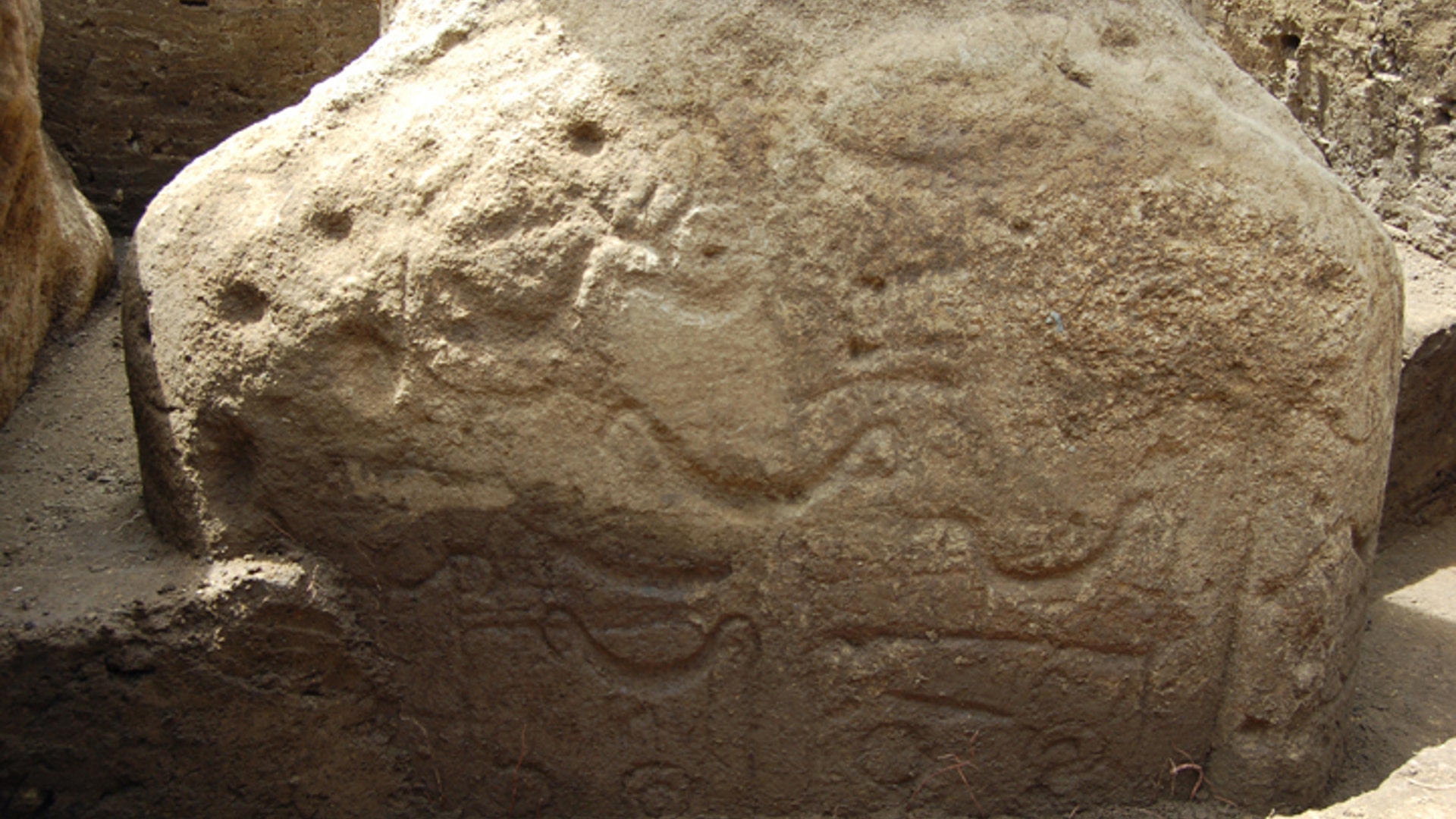 Easter Island Statue Project petrographs
