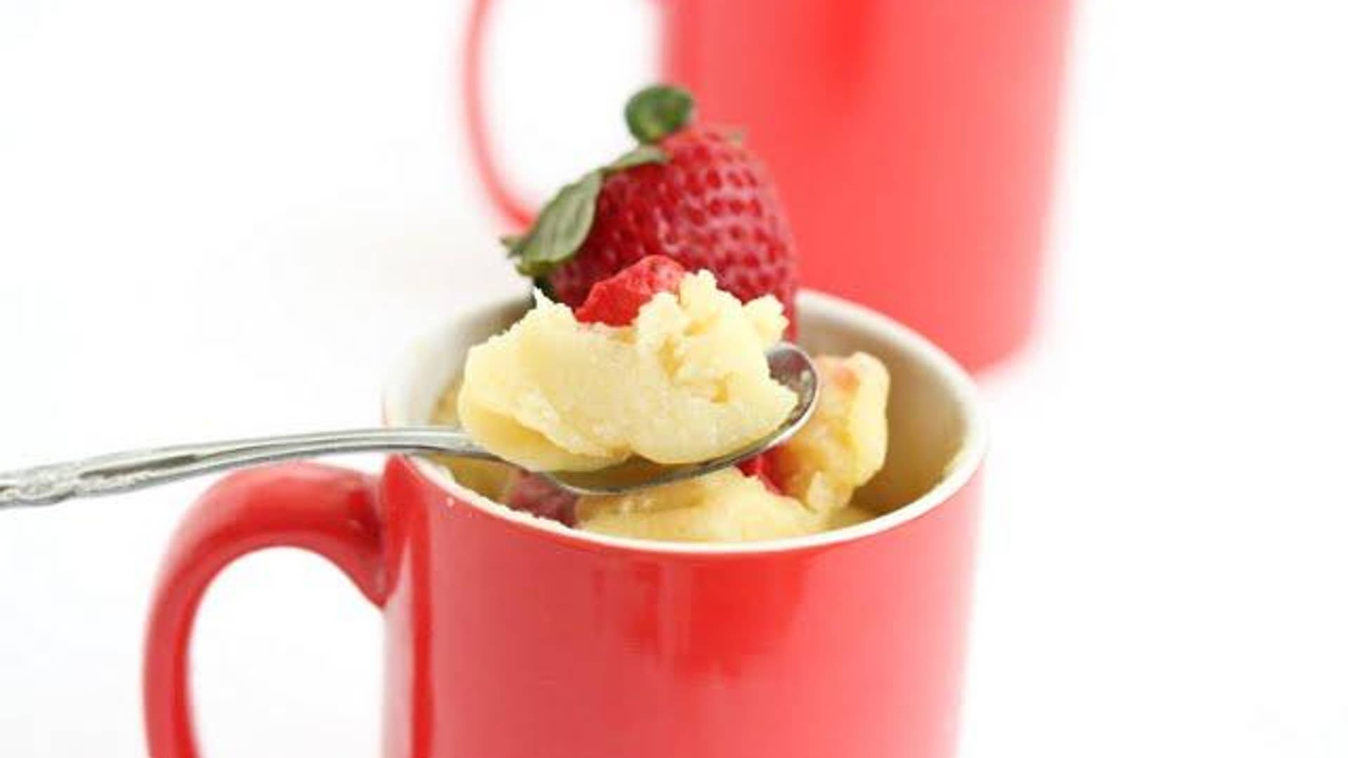 Light Strawberry Mug Cake