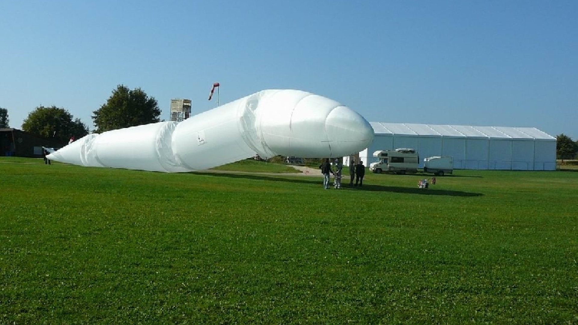 Sanswire Stratellite