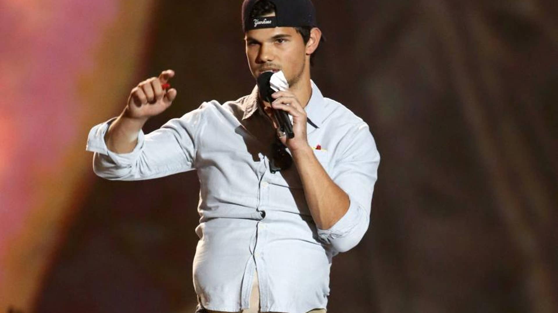 Taylor Lautner's Acceptance Speech