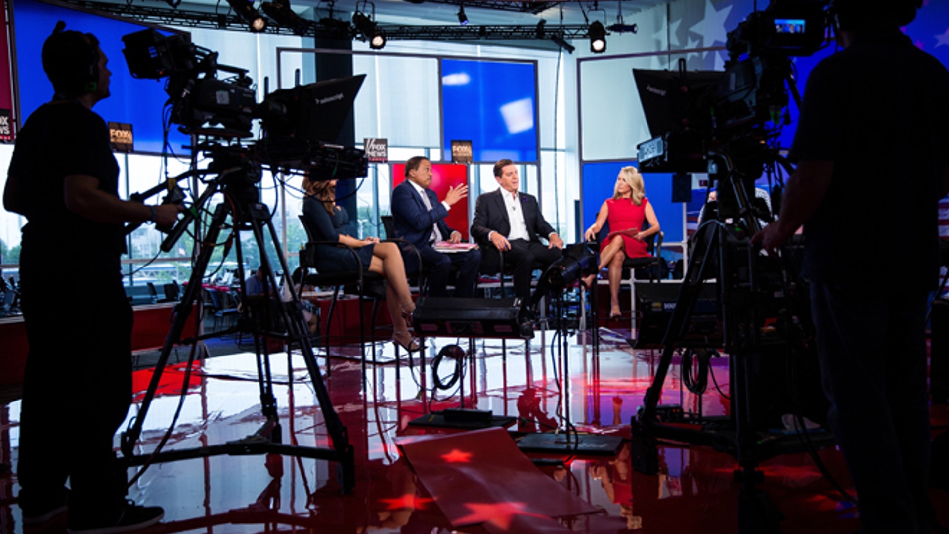 Behind the scenes of 'The Five'