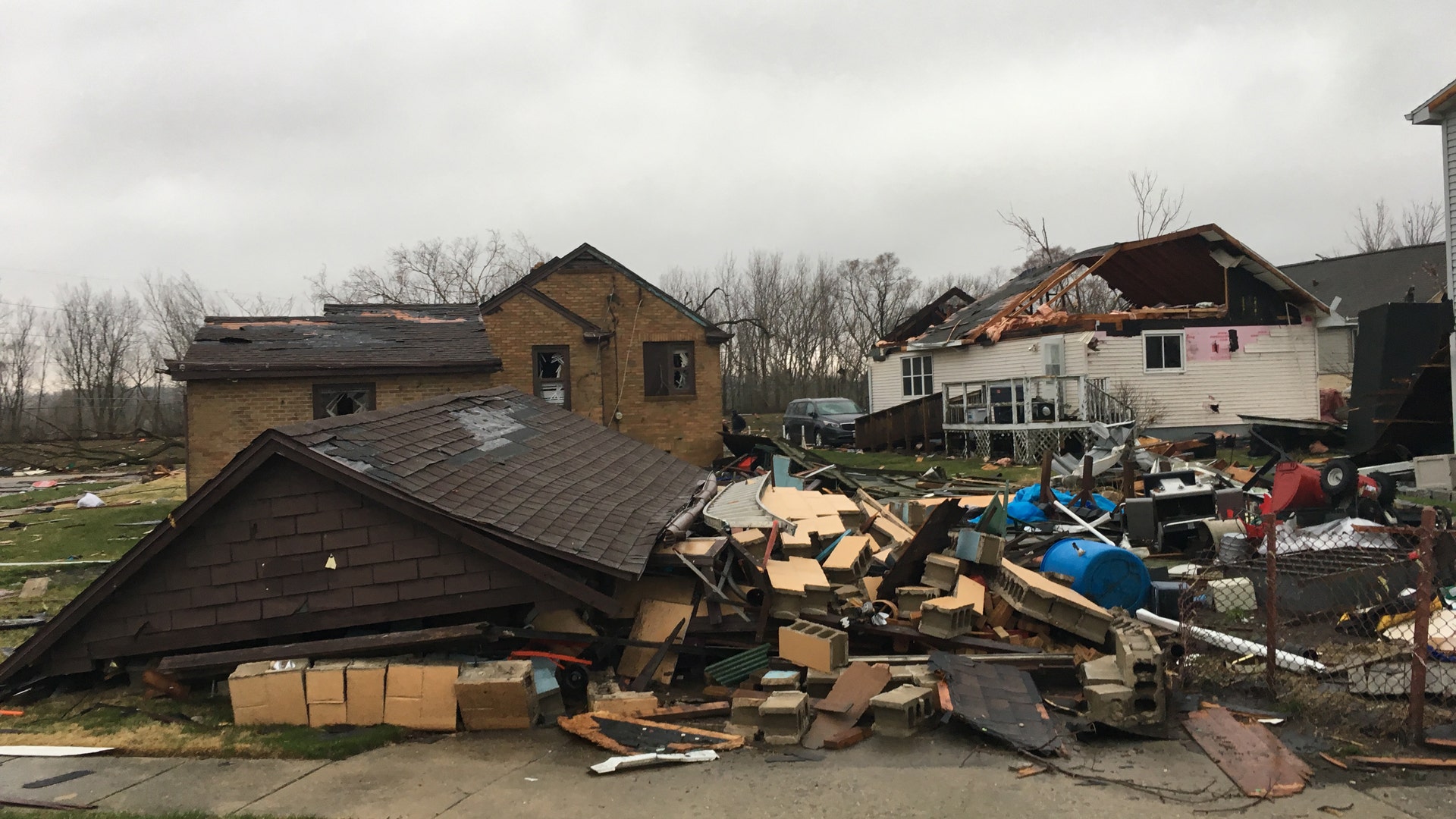 Deadly tornadoes slam central US | Fox News