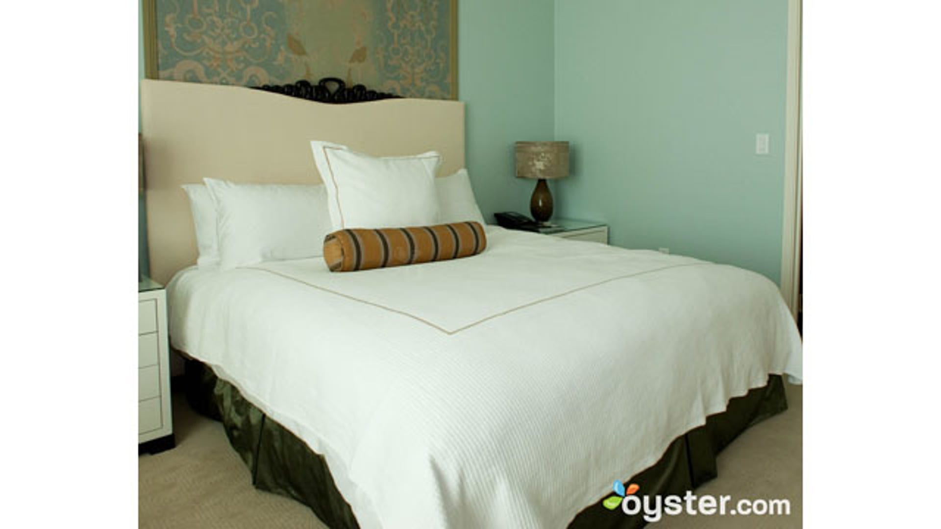 two_bedroom_suite_trump_international_hotel_tower_las_veg