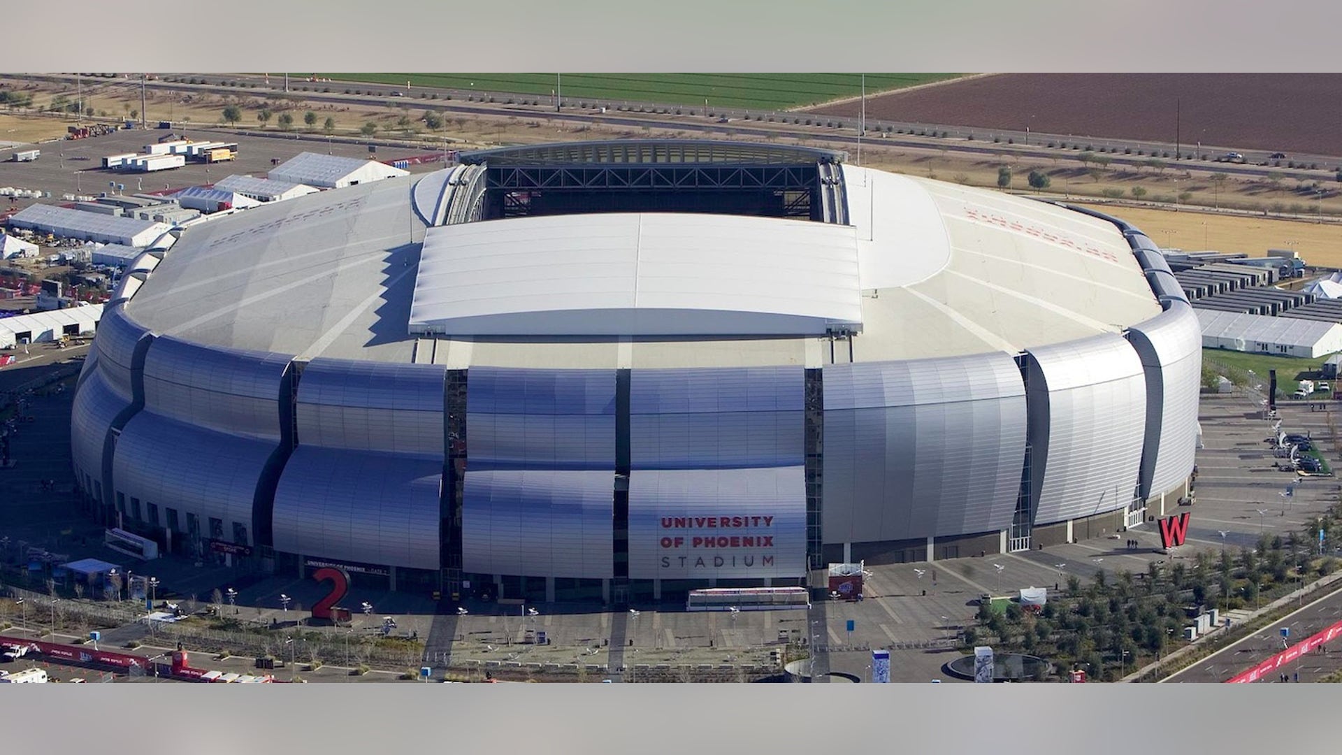 u_phoenix_stadium