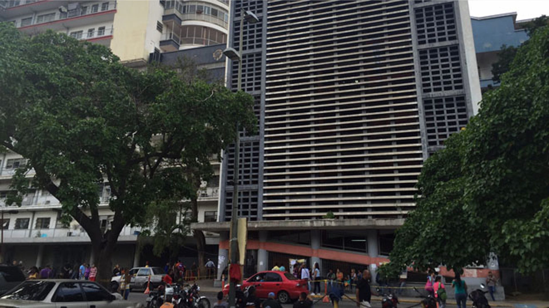 venezual_hospital_latino__10_