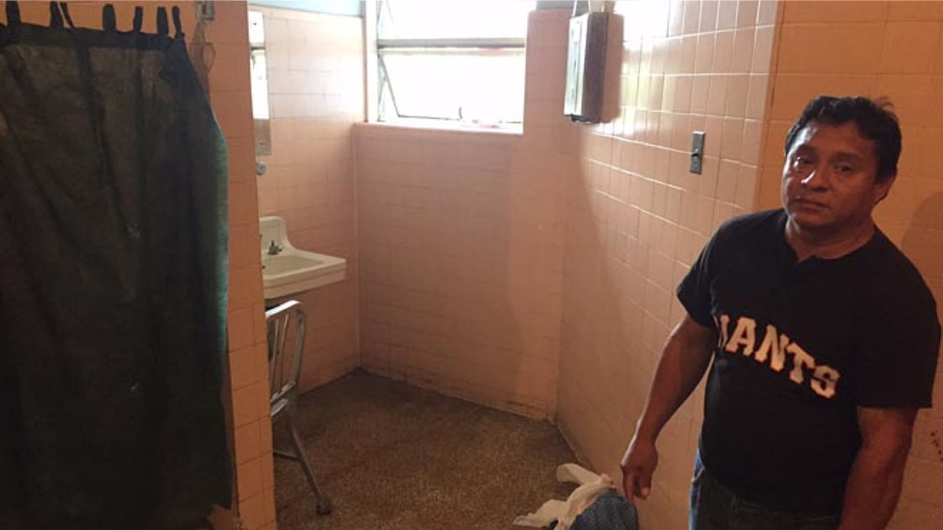 venezual_hospital_latino__4_