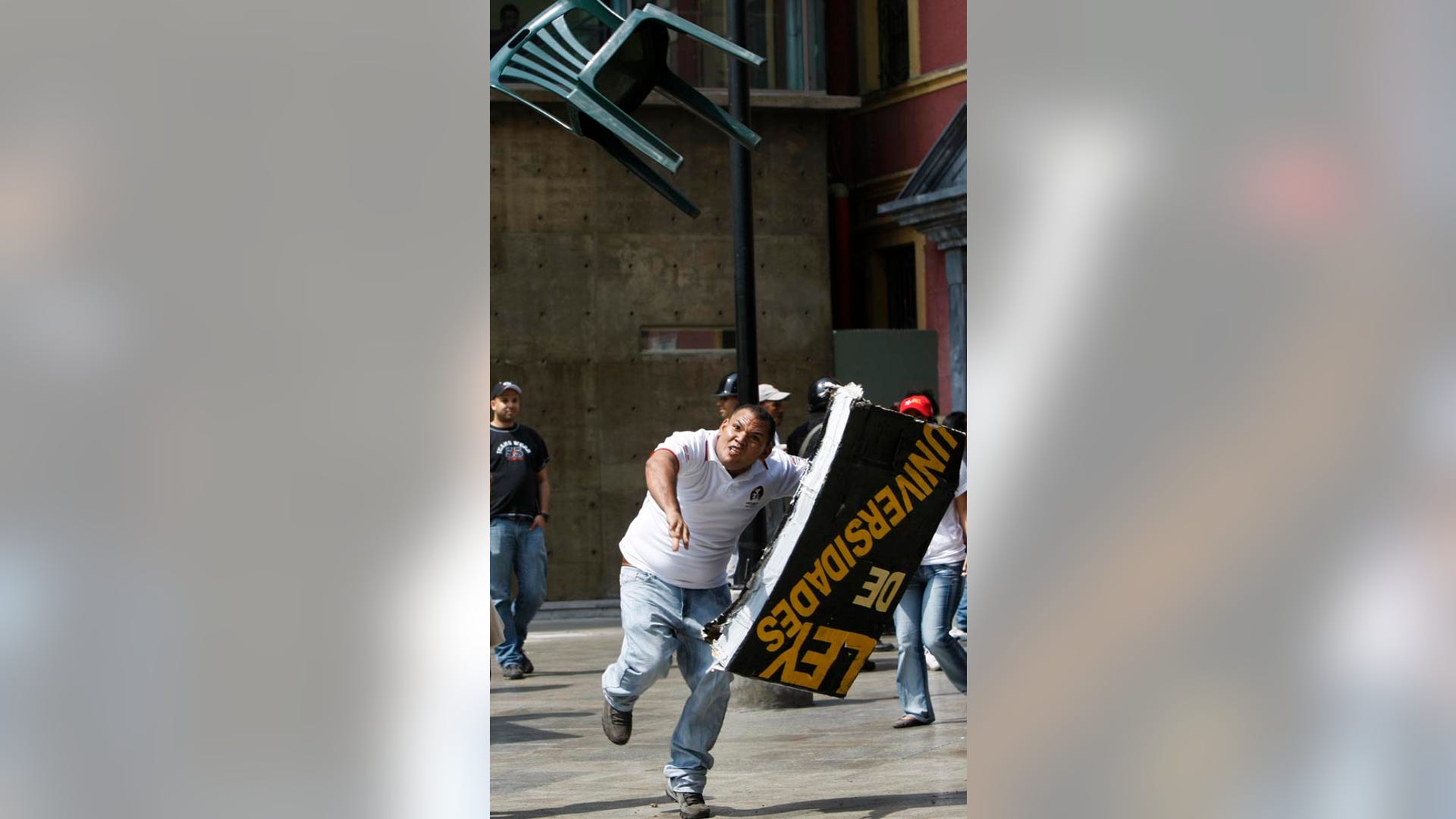 venezuelaprotesters8