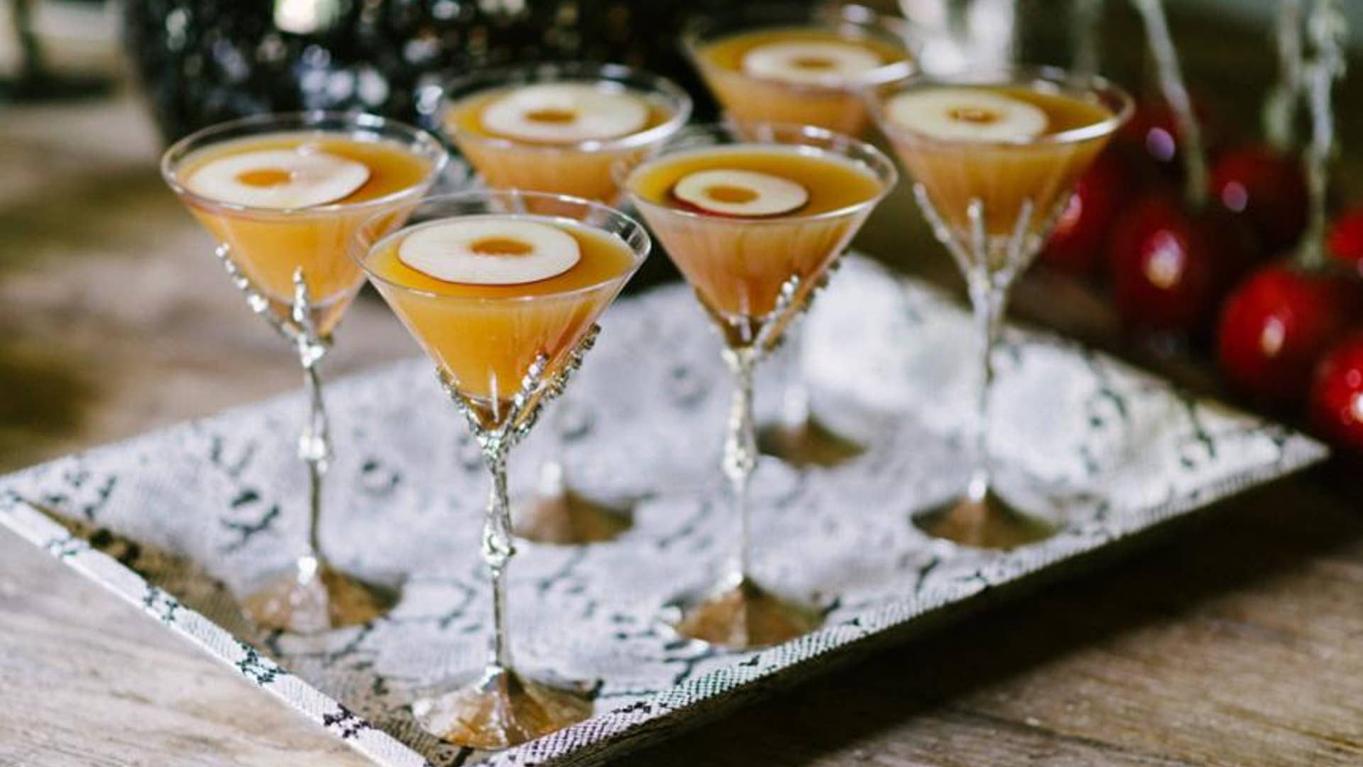 Warm Bourbon Apple Cider Punch