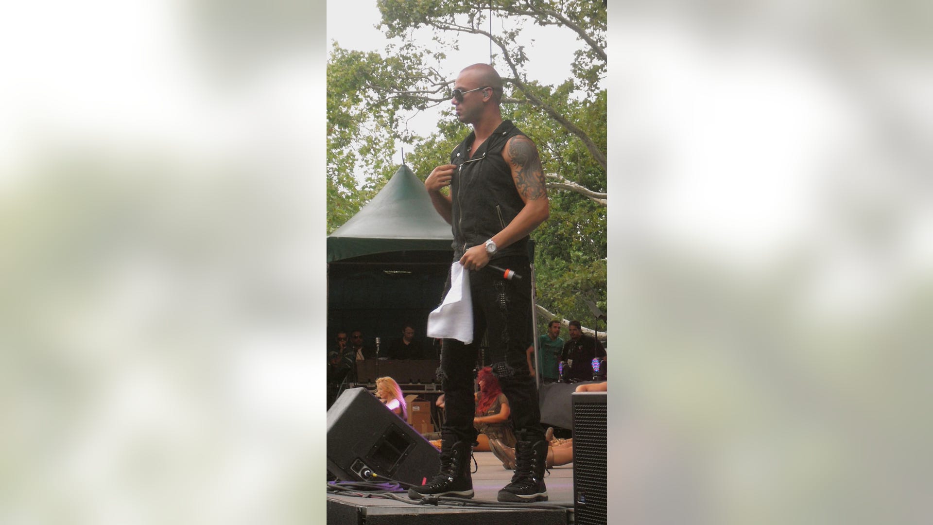 Wisin Y Yandel Live at Central Park in NYC! | Fox News