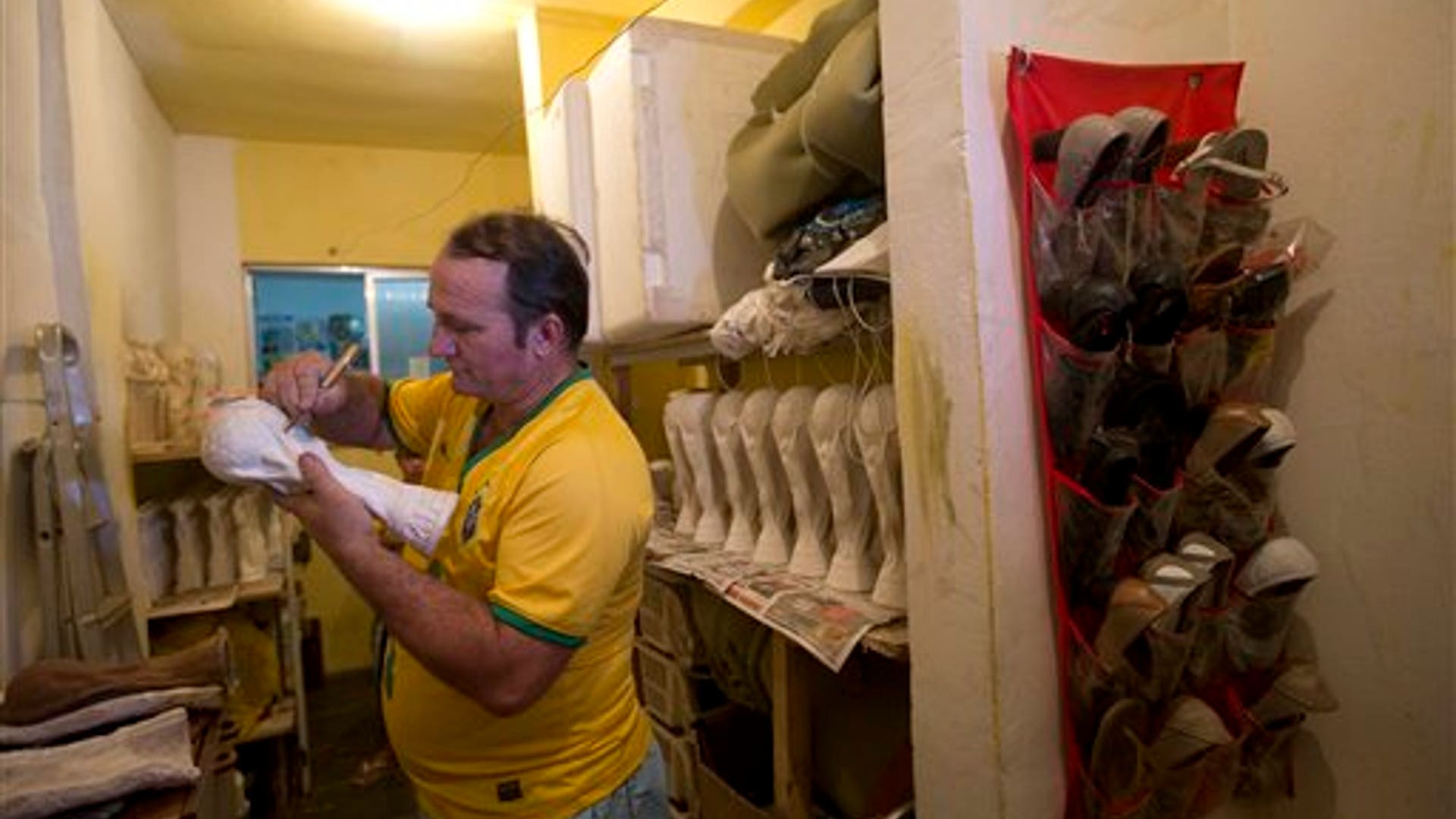 world_cup_trophy_guy__5_