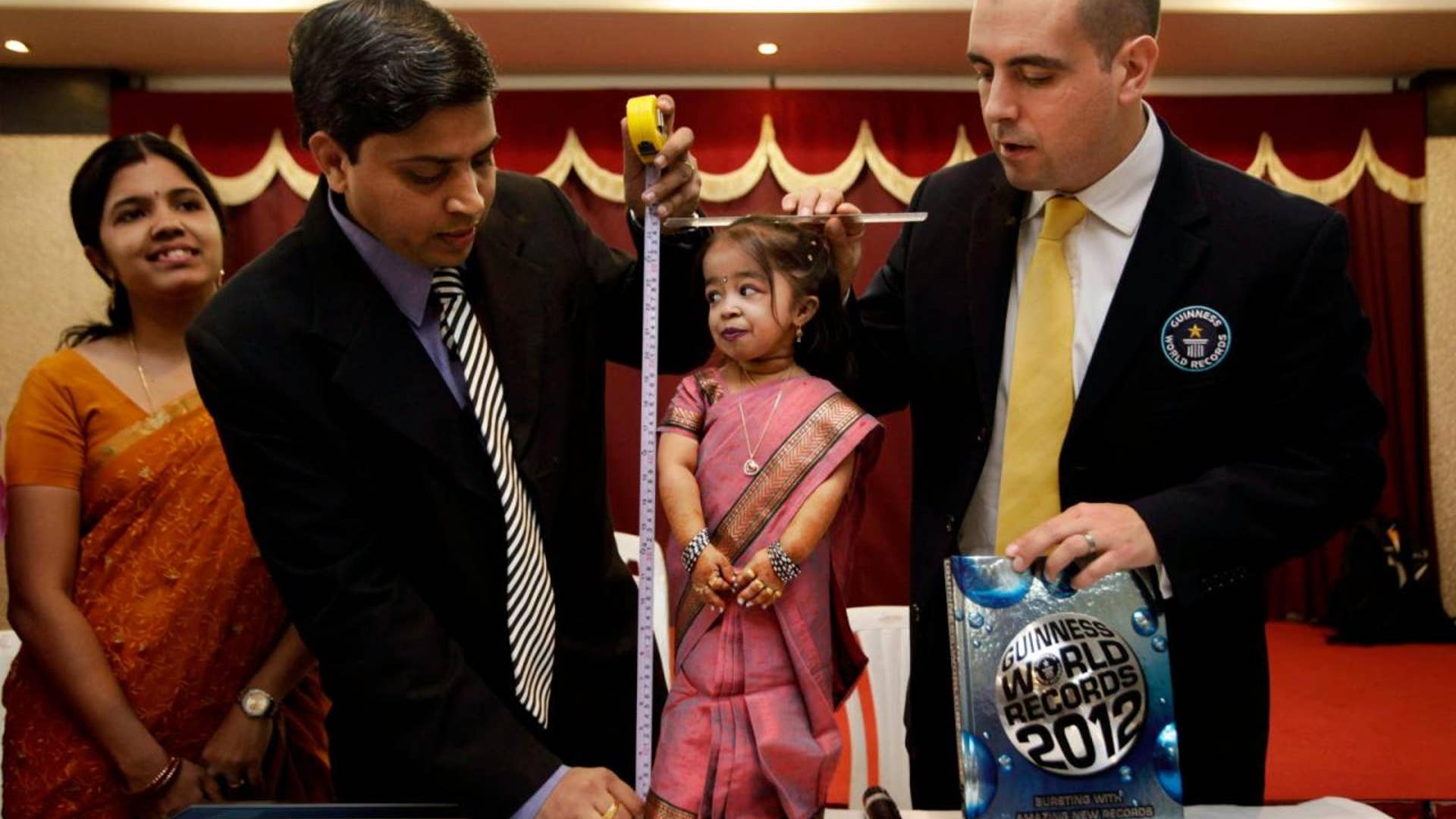 worlds_shortest_woman_1