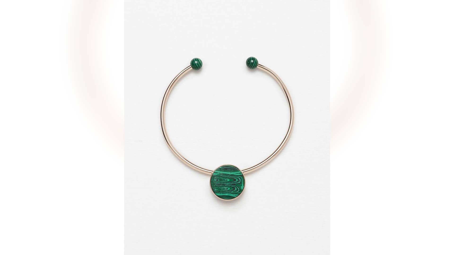 Adjustable Choker with Round Stone