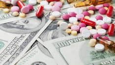 Two arrested in Maine when police found drugs and guns in an apartment